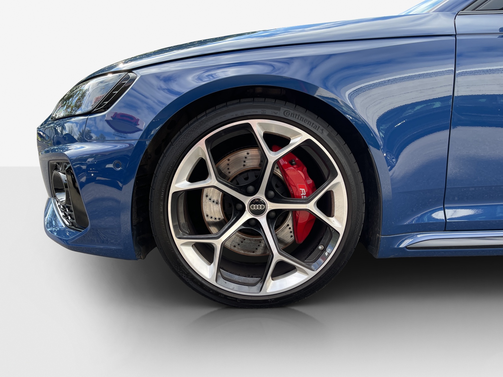 AUDI RS4 Avant quattro tiptronic-image-15