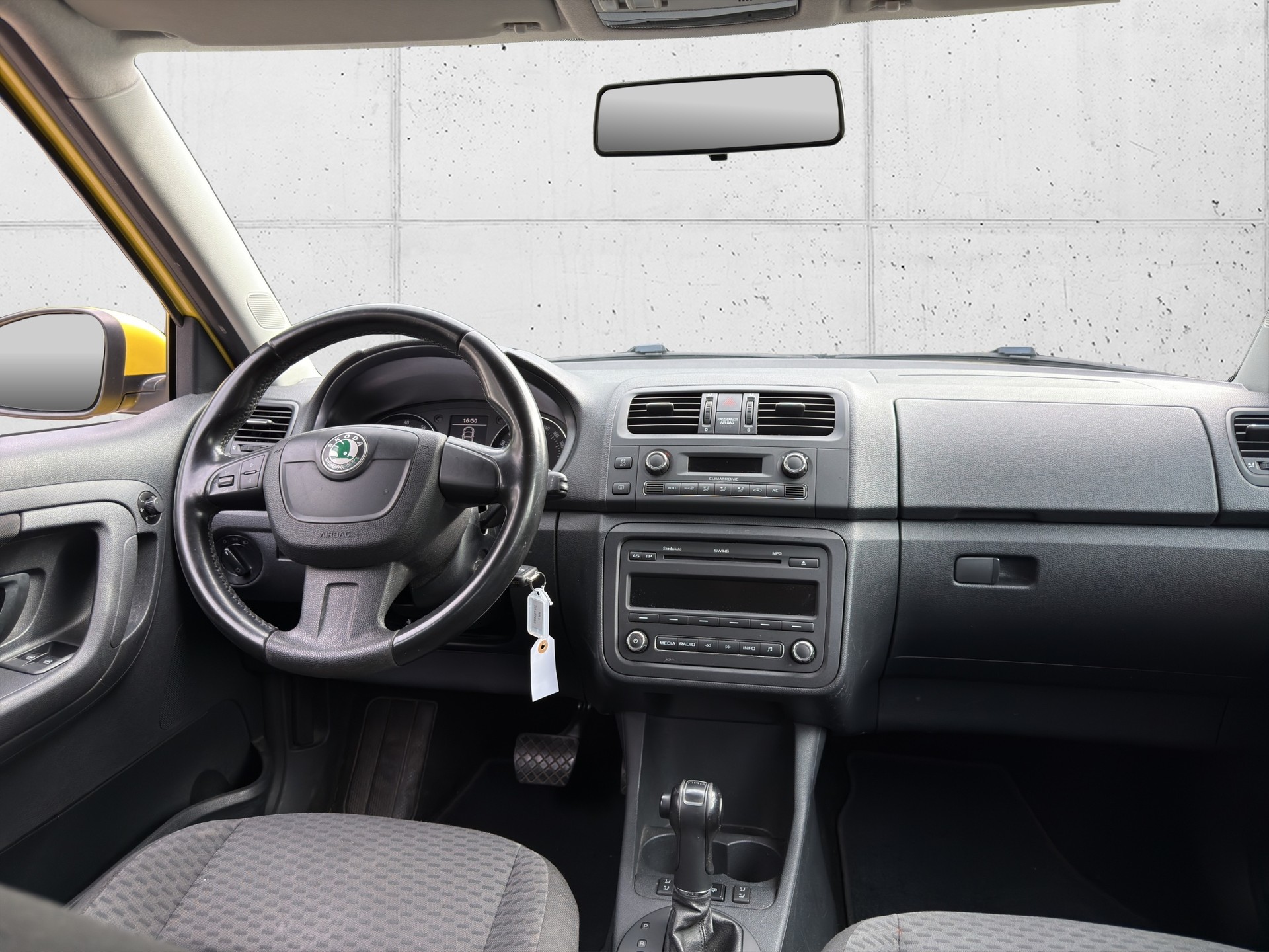 SKODA Fabia 1.2 TSI Elegance DSG-image-9