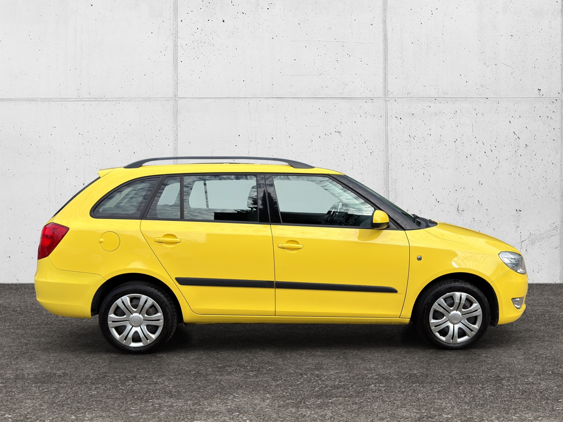 SKODA Fabia 1.2 TSI Elegance DSG-image-6