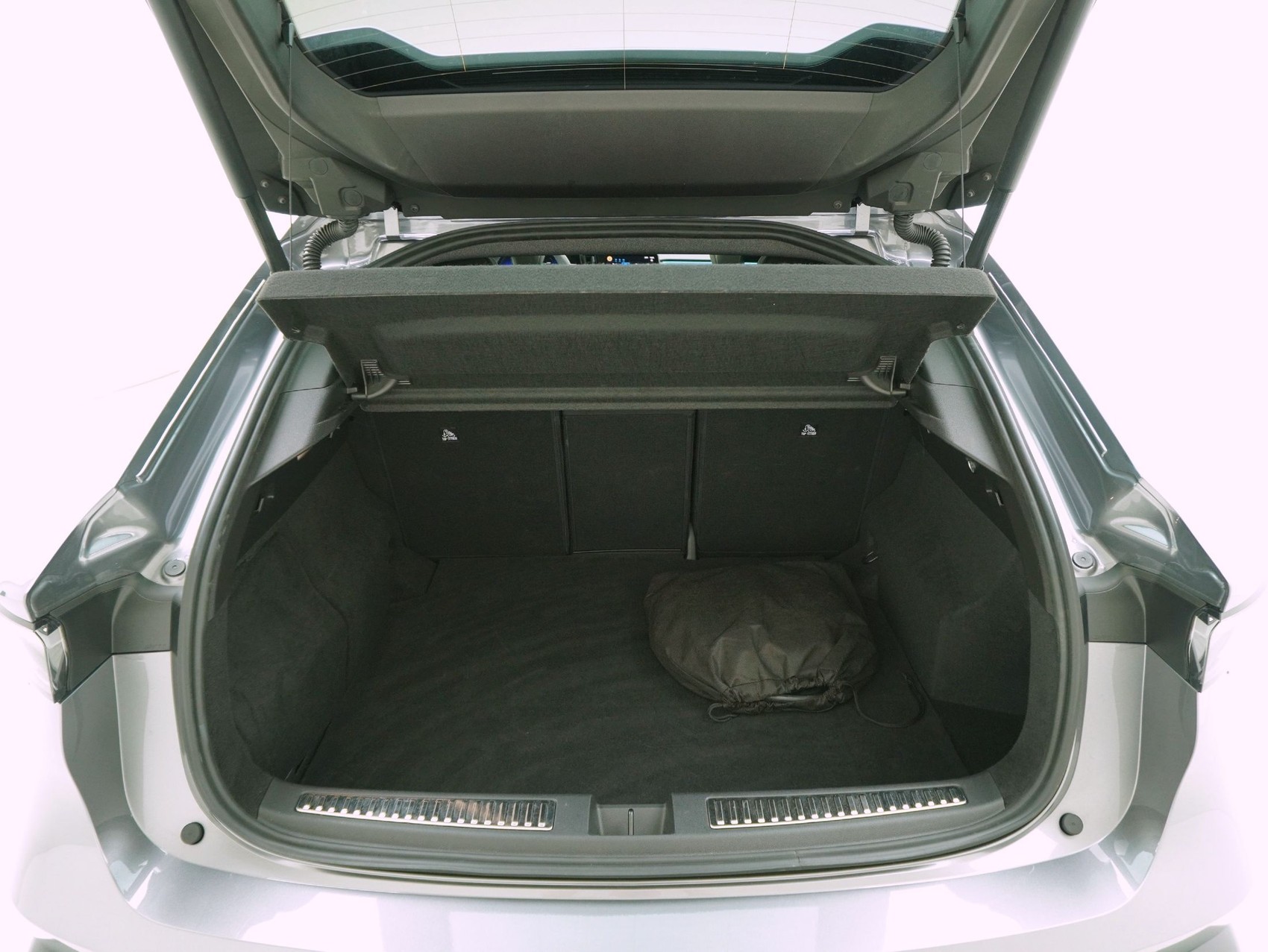 RENAULT Rafale 1.2 E-Tech Plug-in Atelier Alpine-image-11
