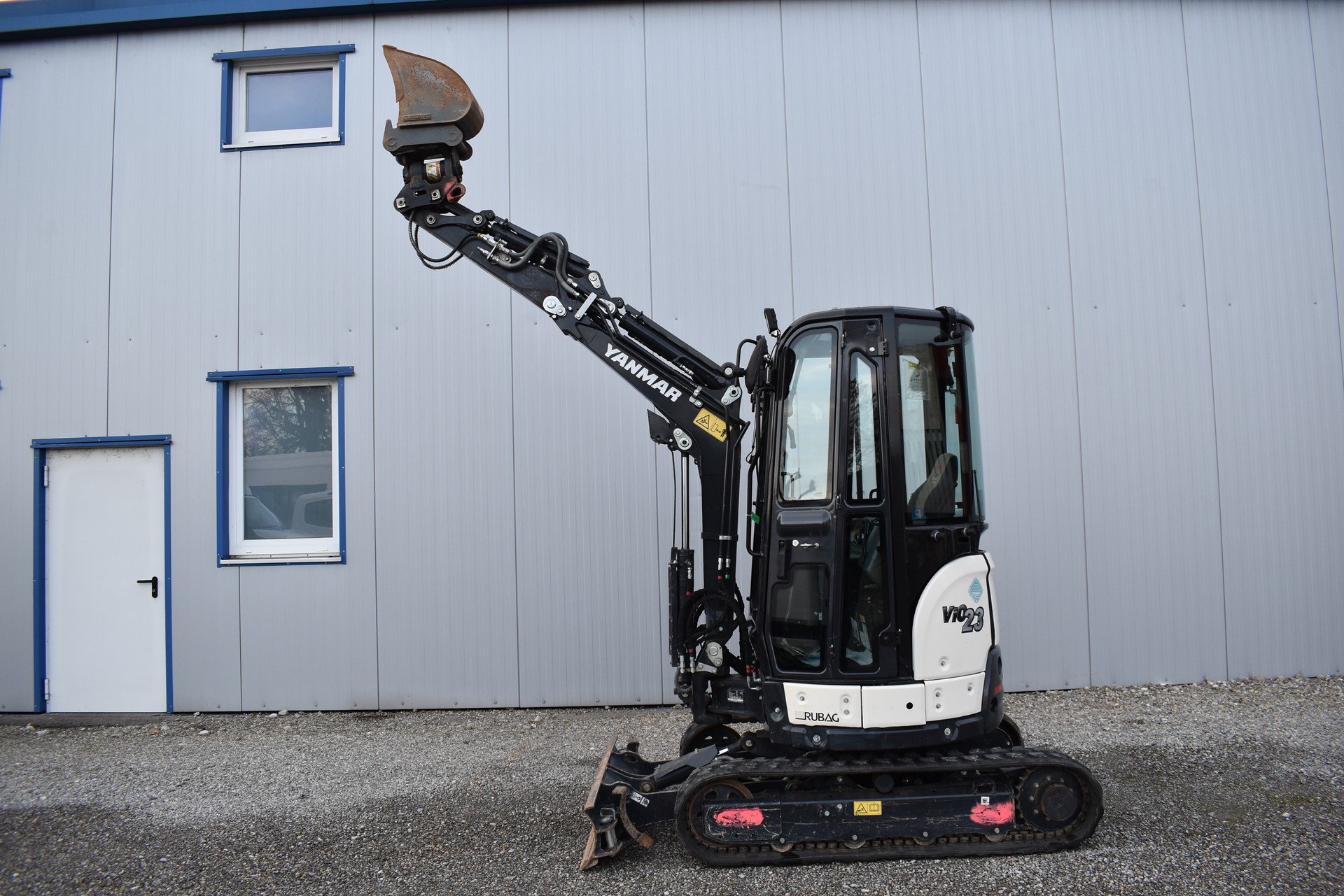 AC Yanmar VIO 23-6 Mini-Bagger-image-1