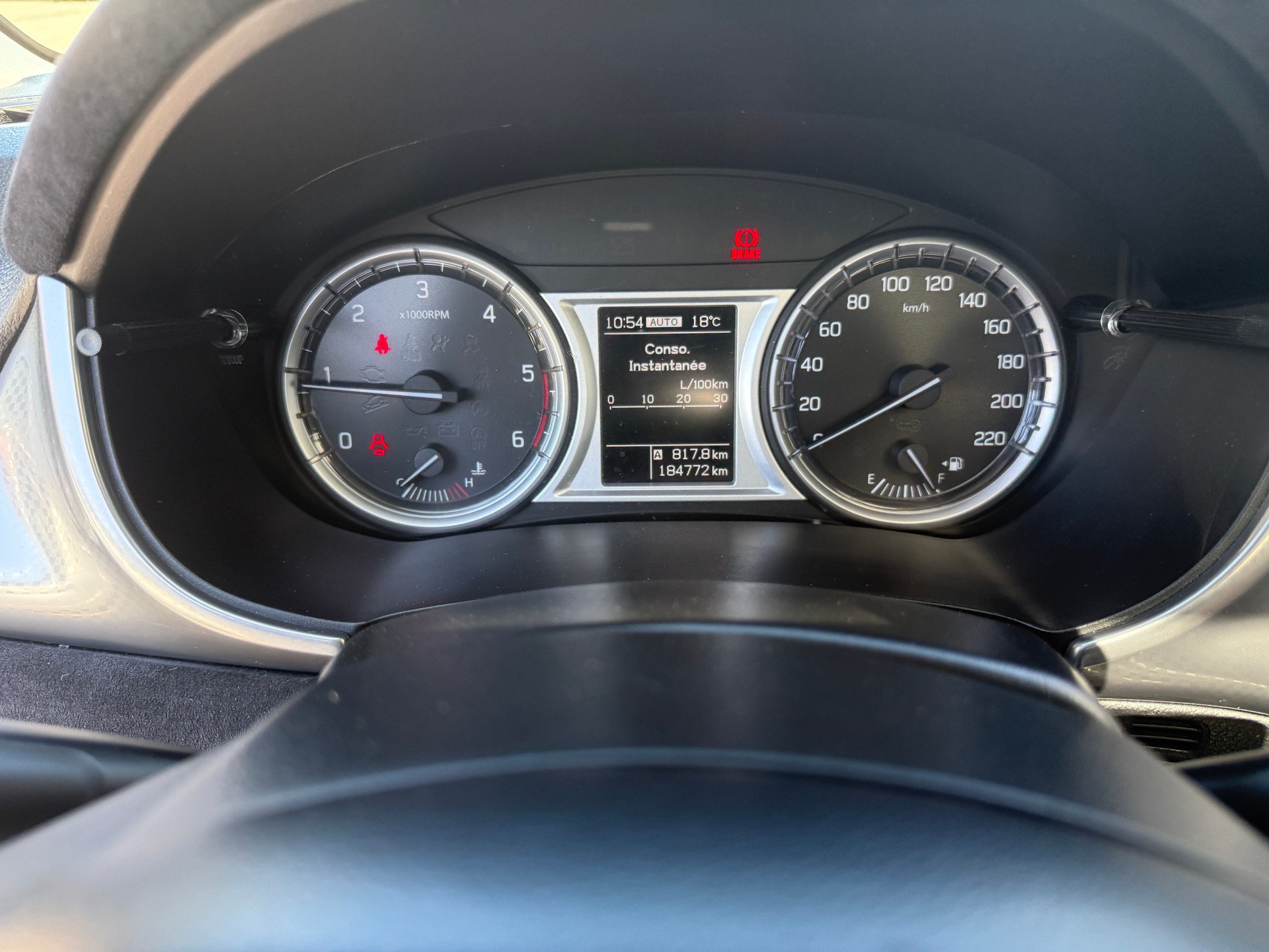 SUZUKI Vitara 1.6 TD Sergio Cellano Top-image-12
