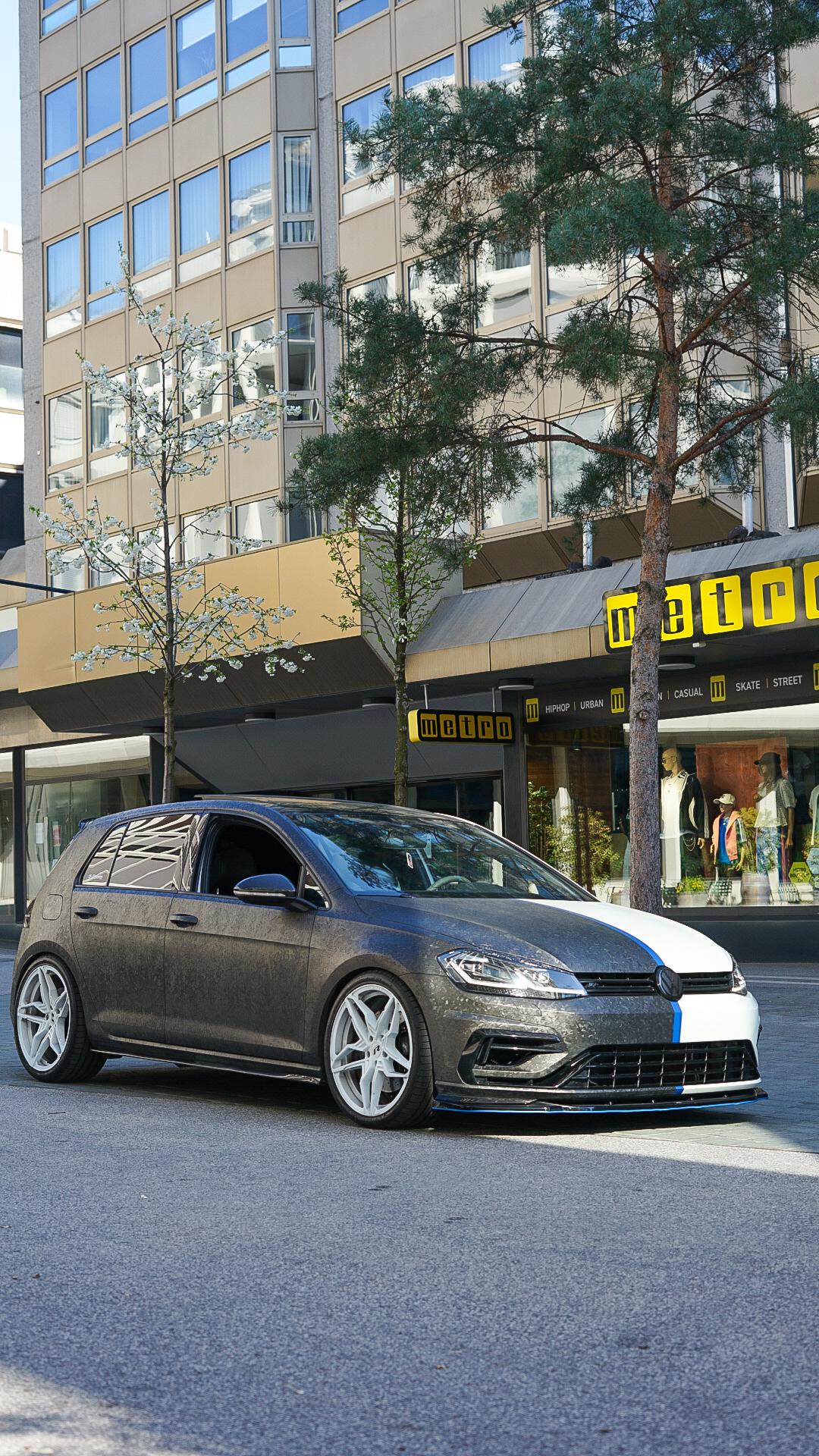 VW 2.0 TSI R 310 DSG 4motion-image-0