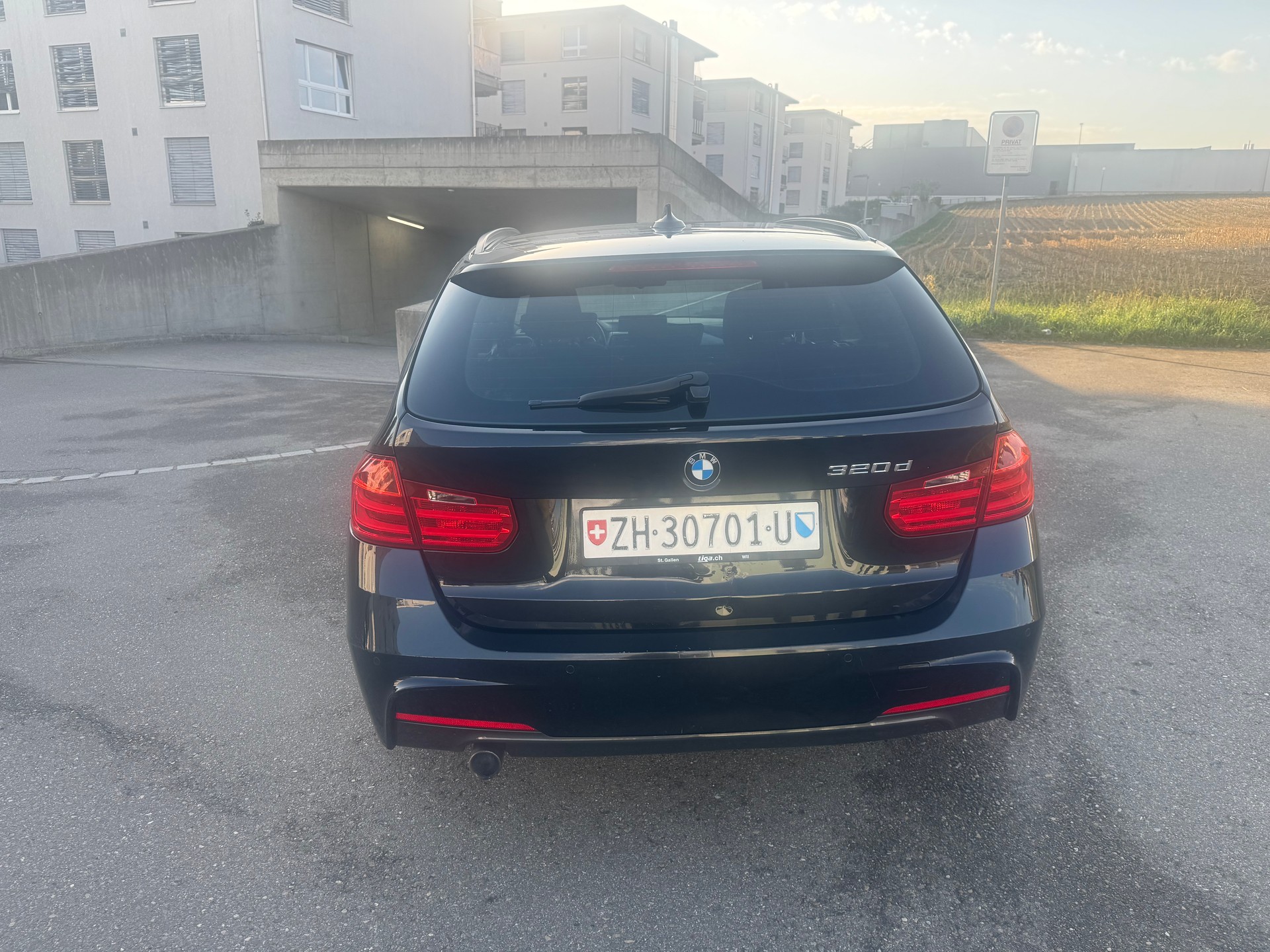 BMW 320d Touring Steptronic-image-9