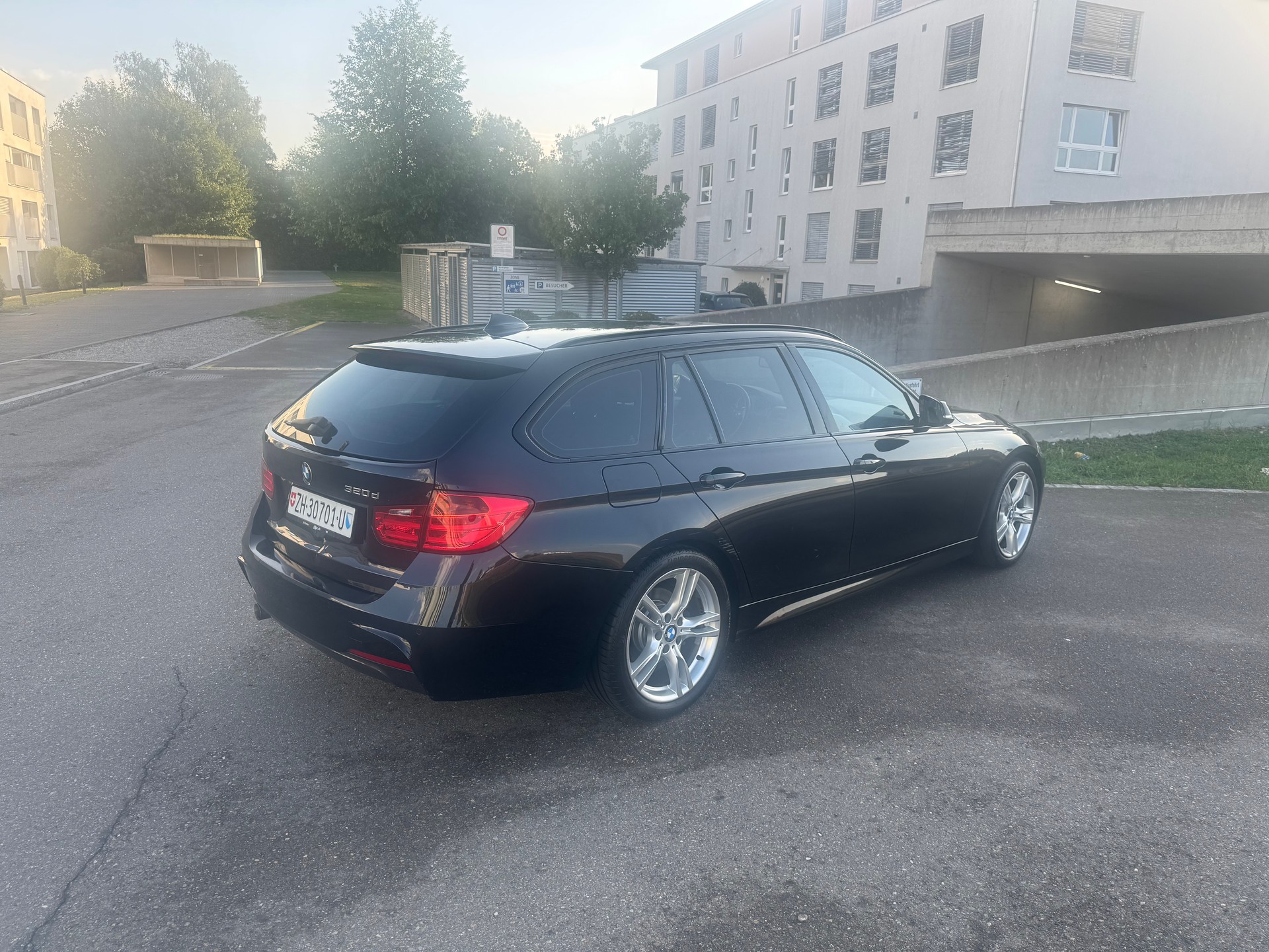 BMW 320d Touring Steptronic-image-7
