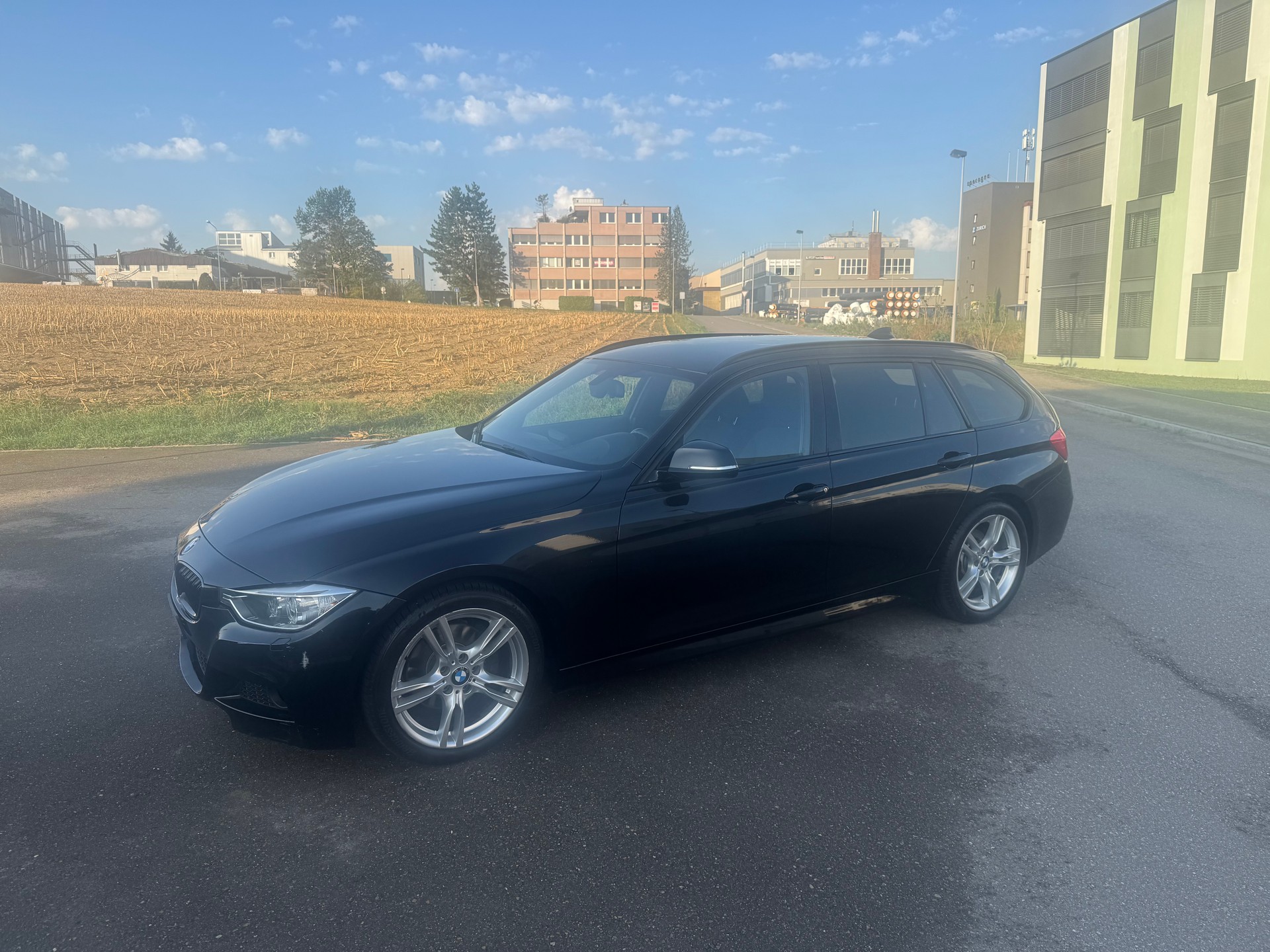 BMW 320d Touring Steptronic-image-6