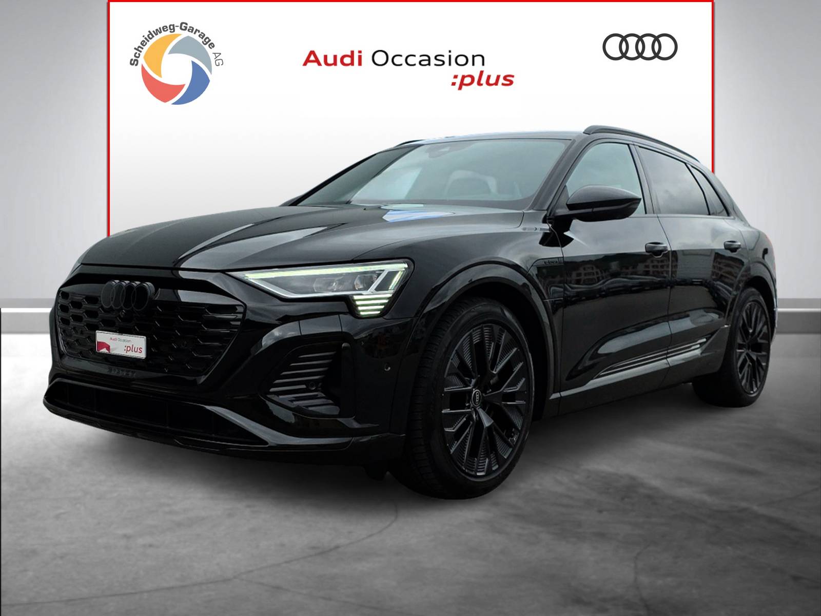 AUDI Q8 55 e-tron S line quattro