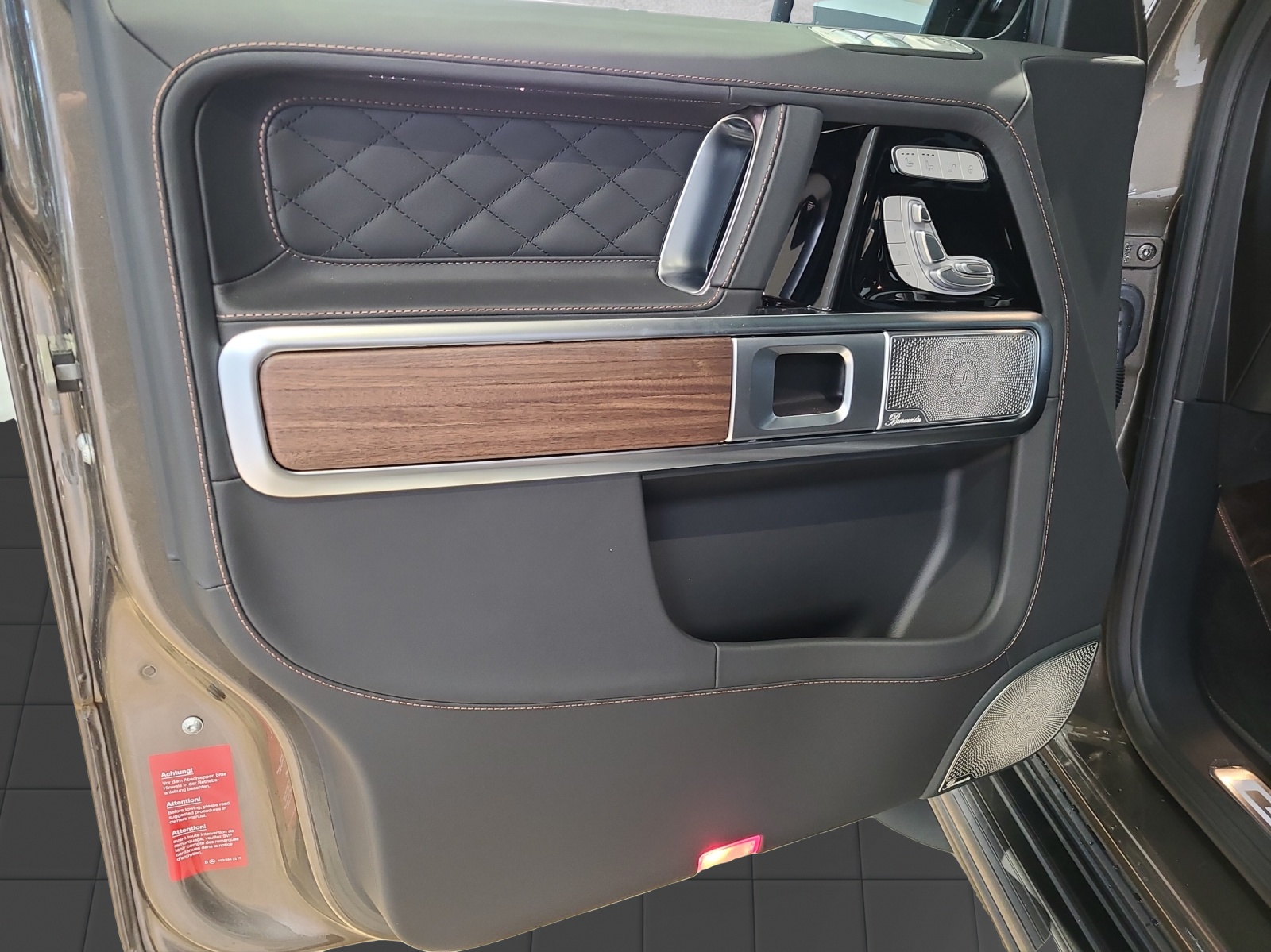 MERCEDES-BENZ G 450 d AMG Line W465-image-14