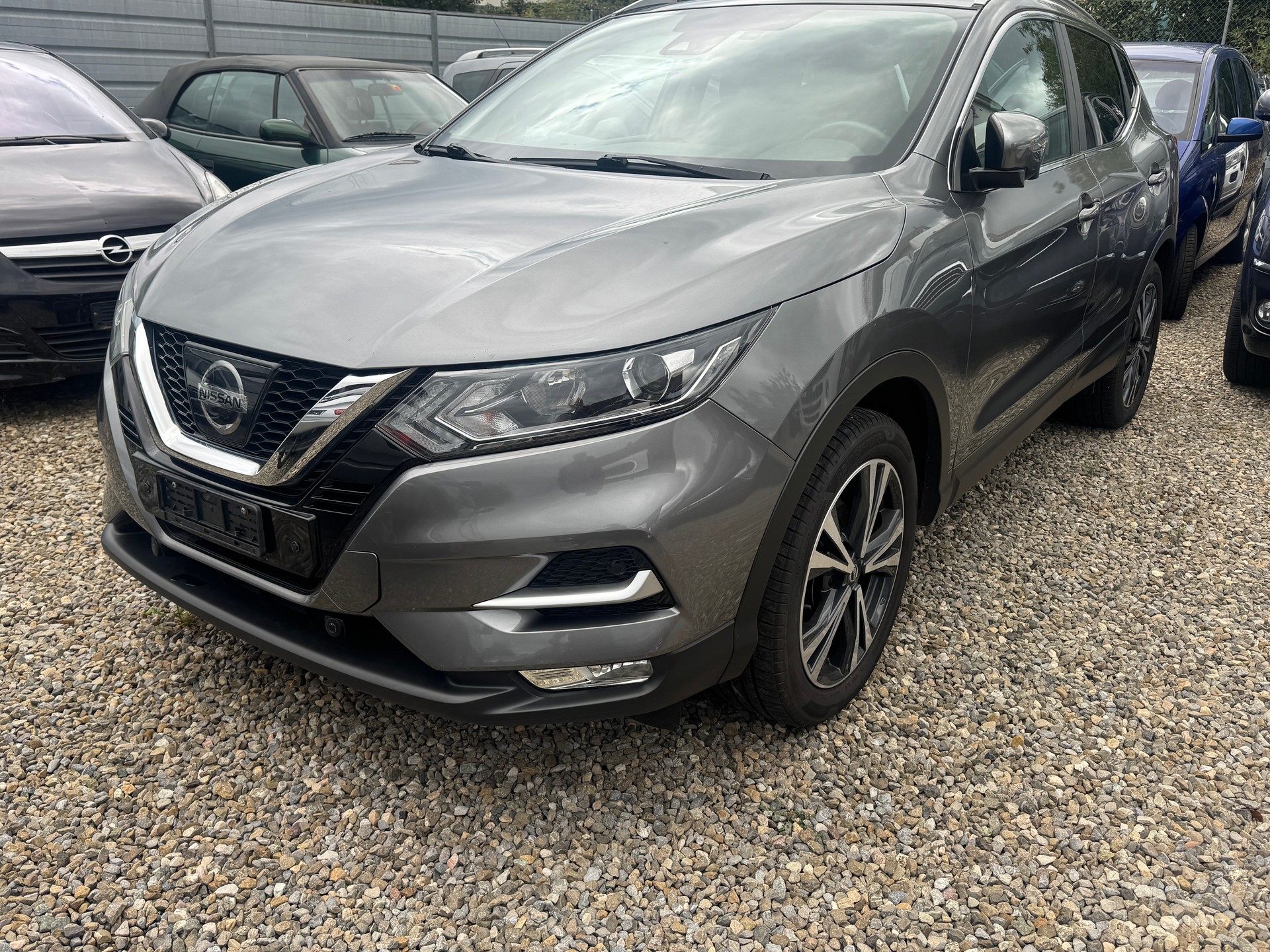 NISSAN Qashqai 1.2 DIG-T acenta-image-1