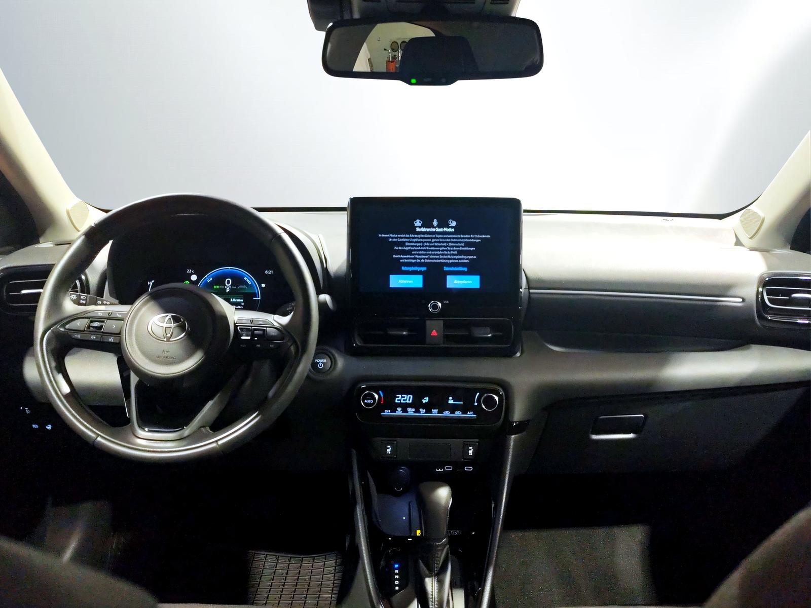 TOYOTA Yaris 1.5 VVT-i HSD Trend-image-9