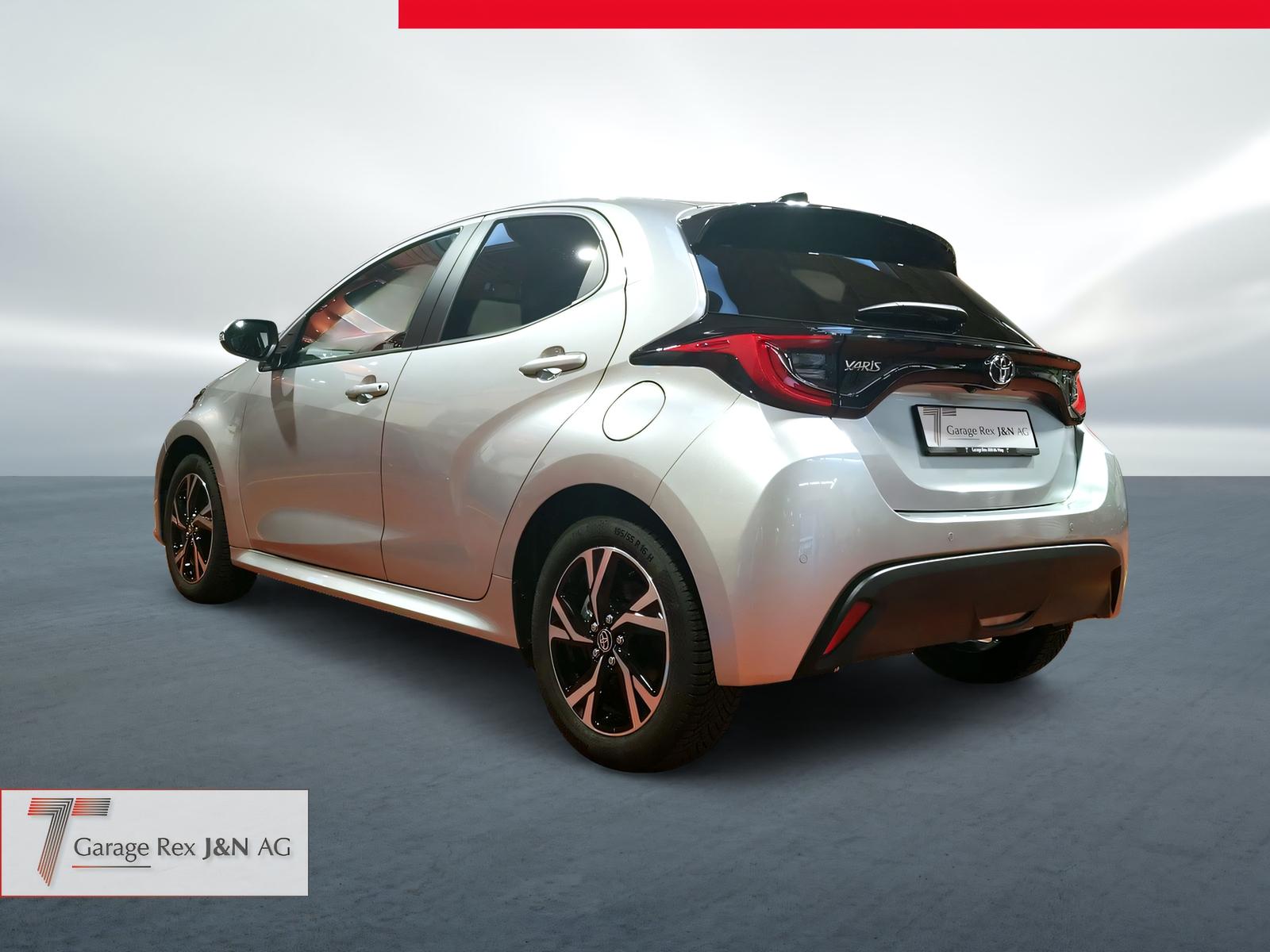TOYOTA Yaris 1.5 VVT-i HSD Trend-image-2