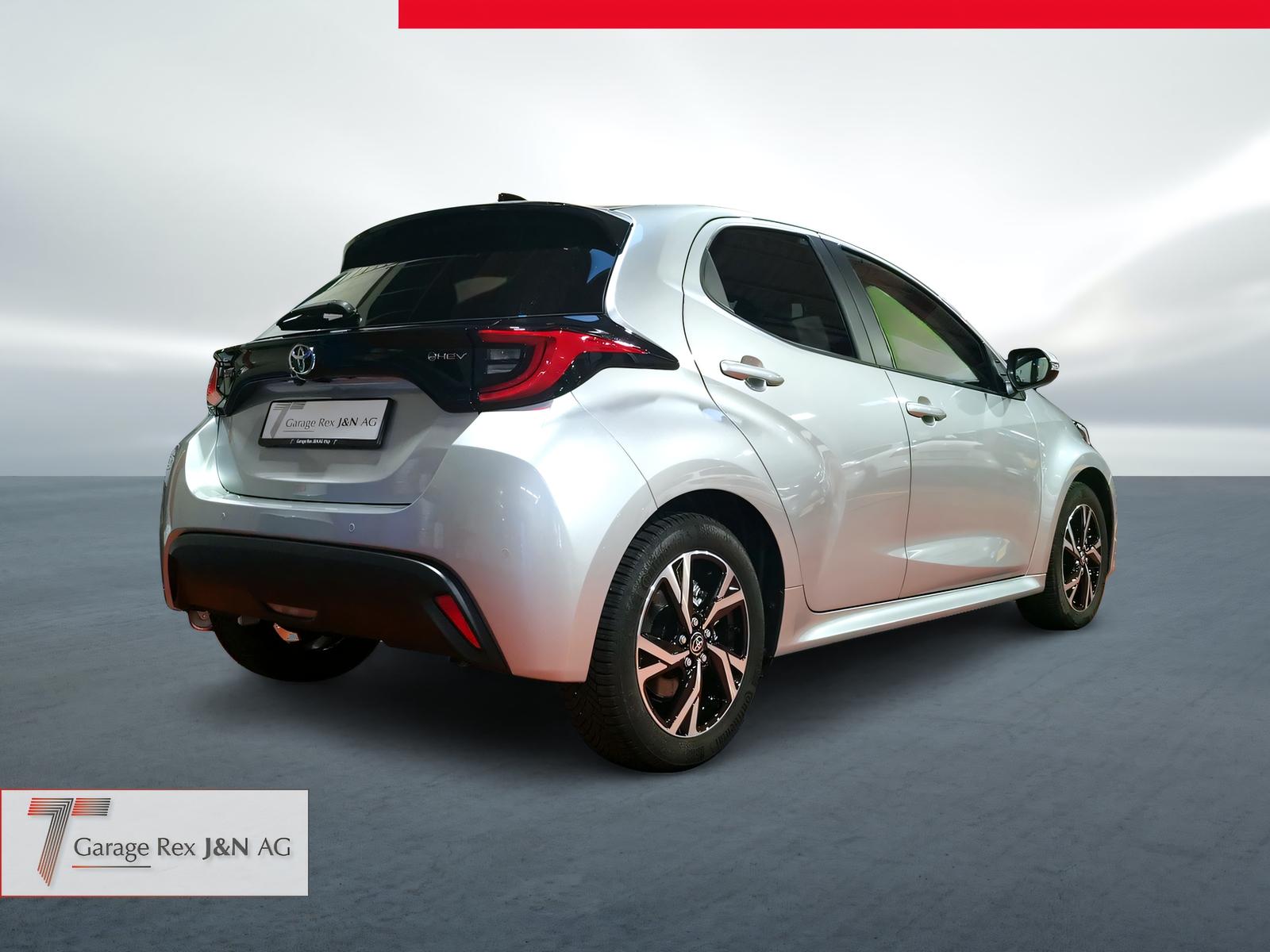 TOYOTA Yaris 1.5 VVT-i HSD Trend-image-4