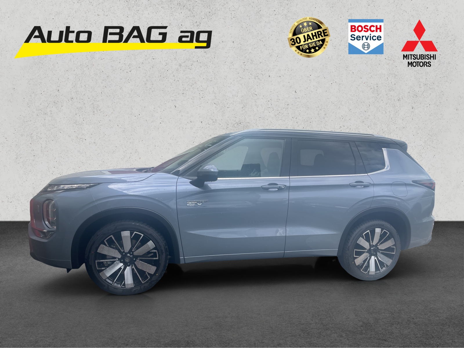 MITSUBISHI Outlander 2.4 PHEV Instyle 4x4-image-2