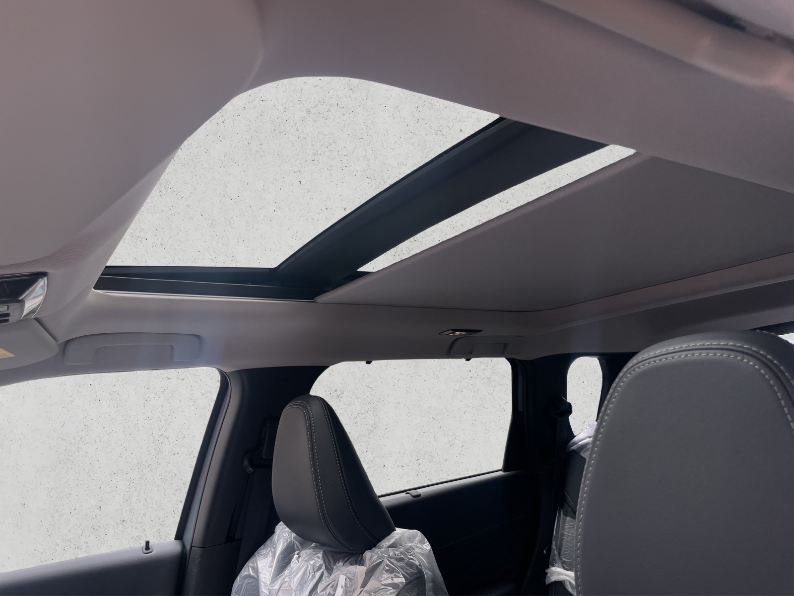 MITSUBISHI Outlander 2.4 PHEV Instyle 4x4-image-13