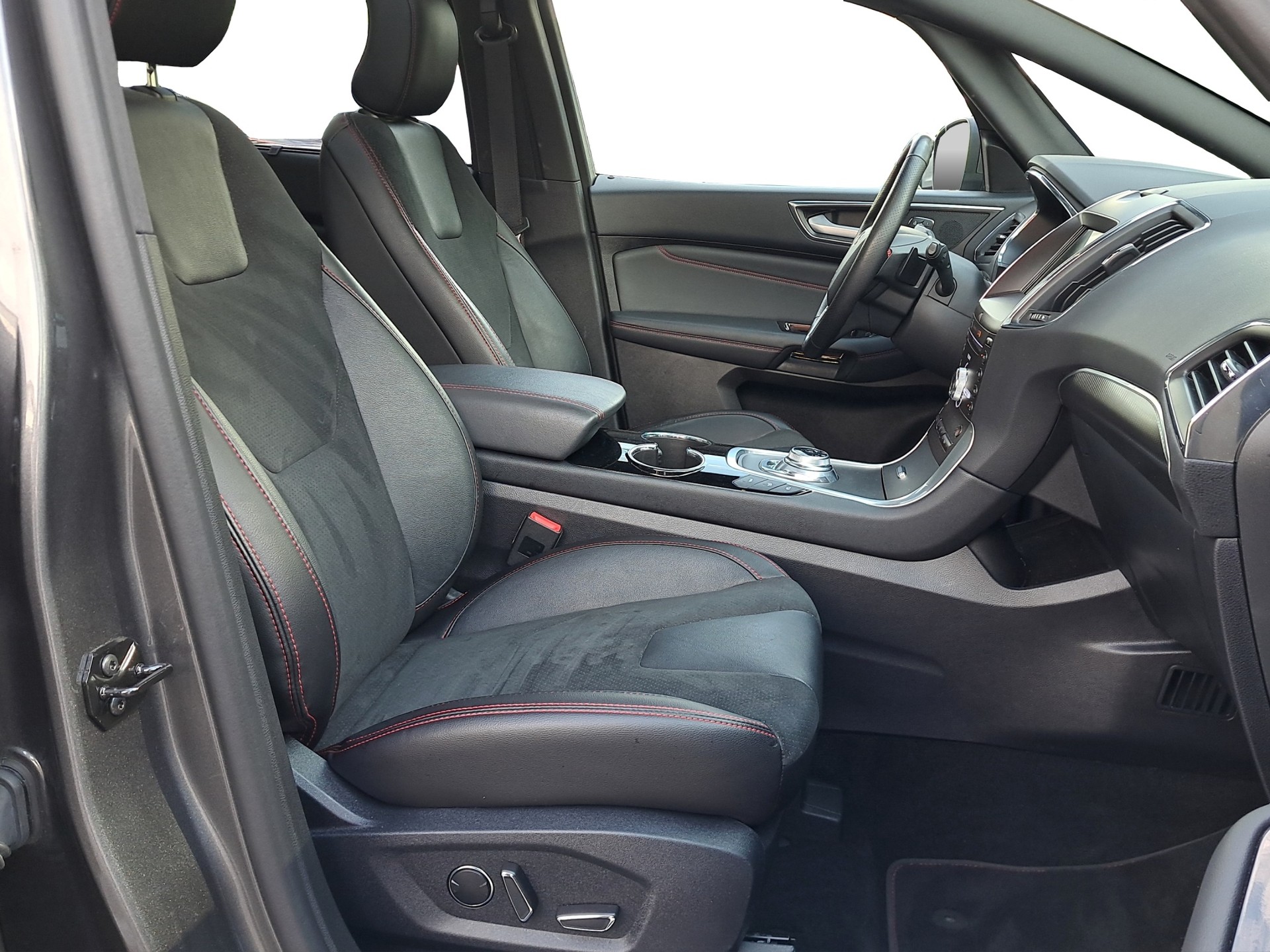 FORD S-Max 2.0 TDCi ST-Line Automatic-image-11