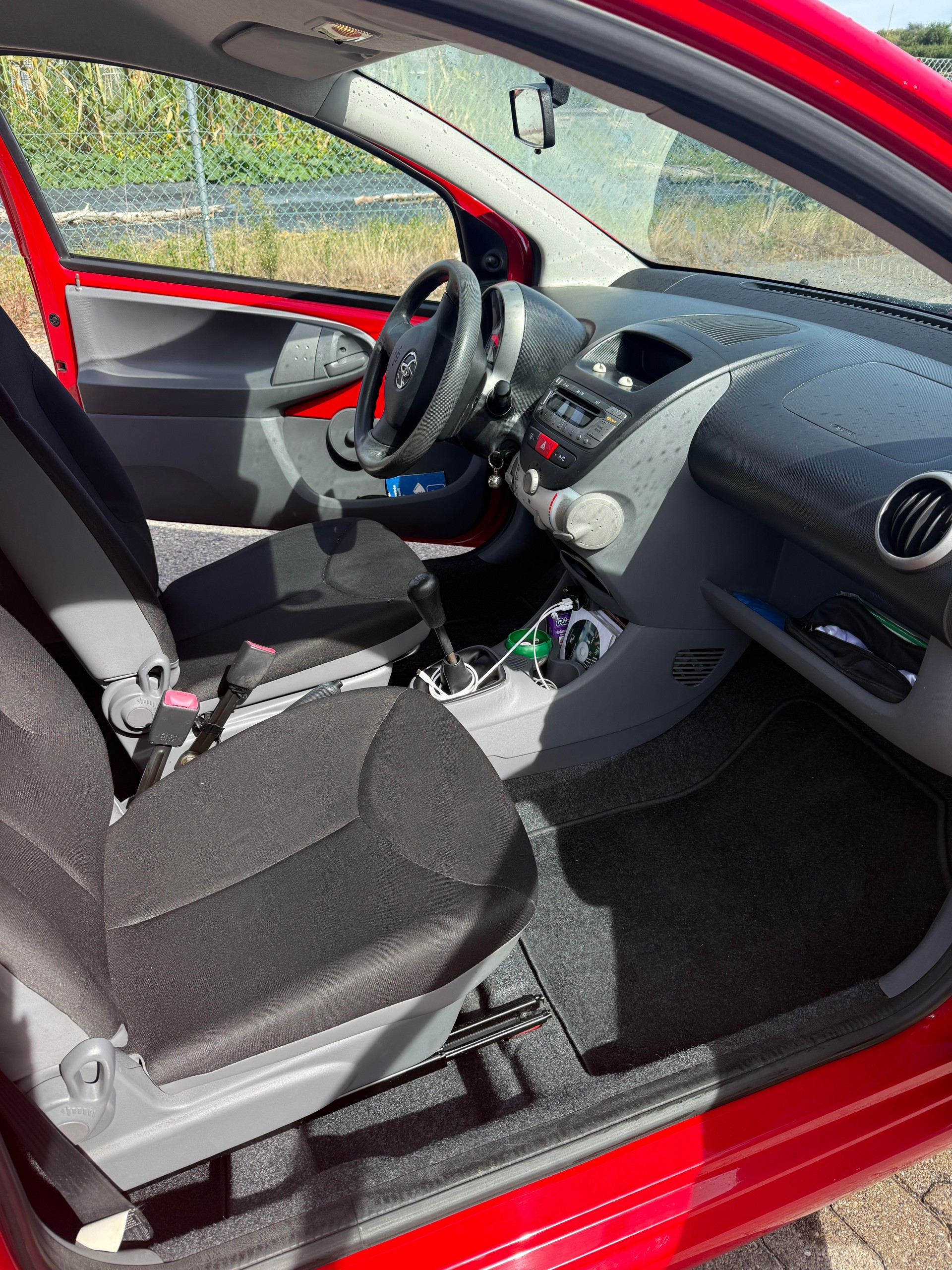 TOYOTA 1.0 VVT-i Linea Terra-image-4