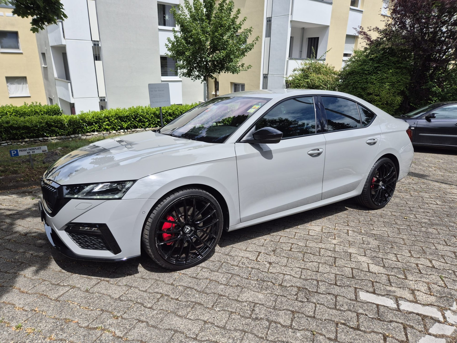 SKODA Octavia 2.0 TSI RS DSG-image-1