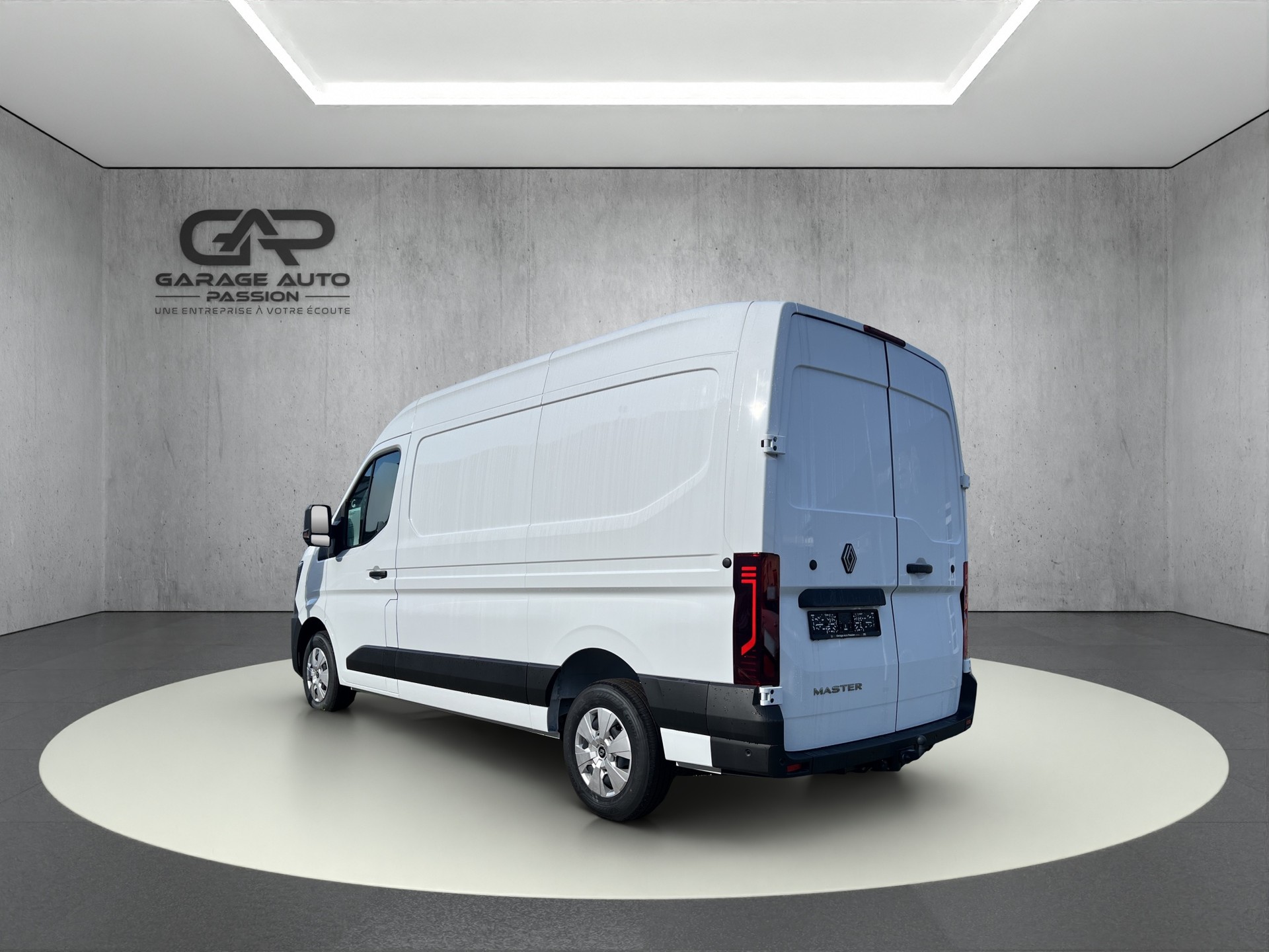 RENAULT MASTER 3.5T L2H2-image-3