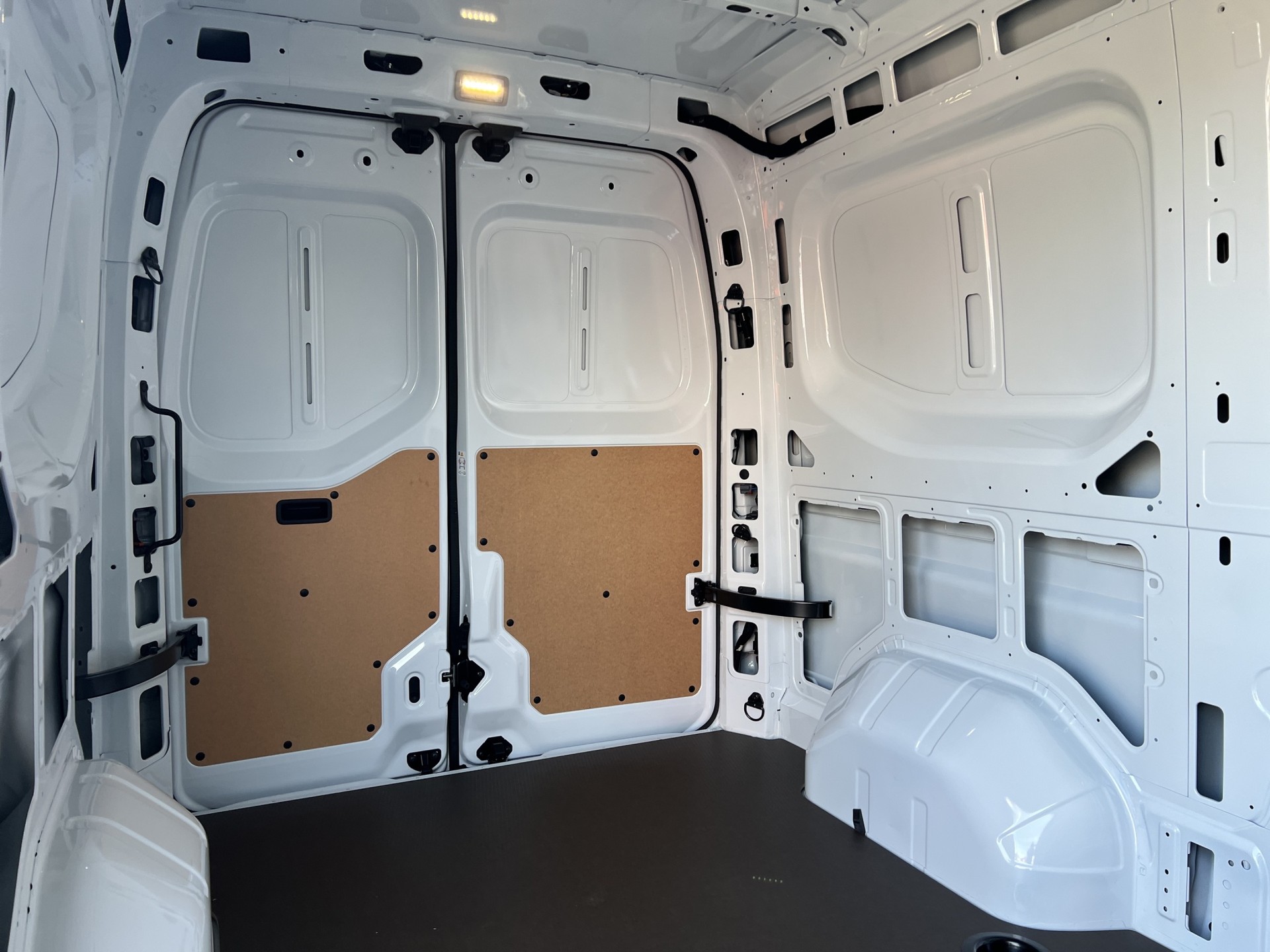RENAULT MASTER 3.5T L2H2-image-8