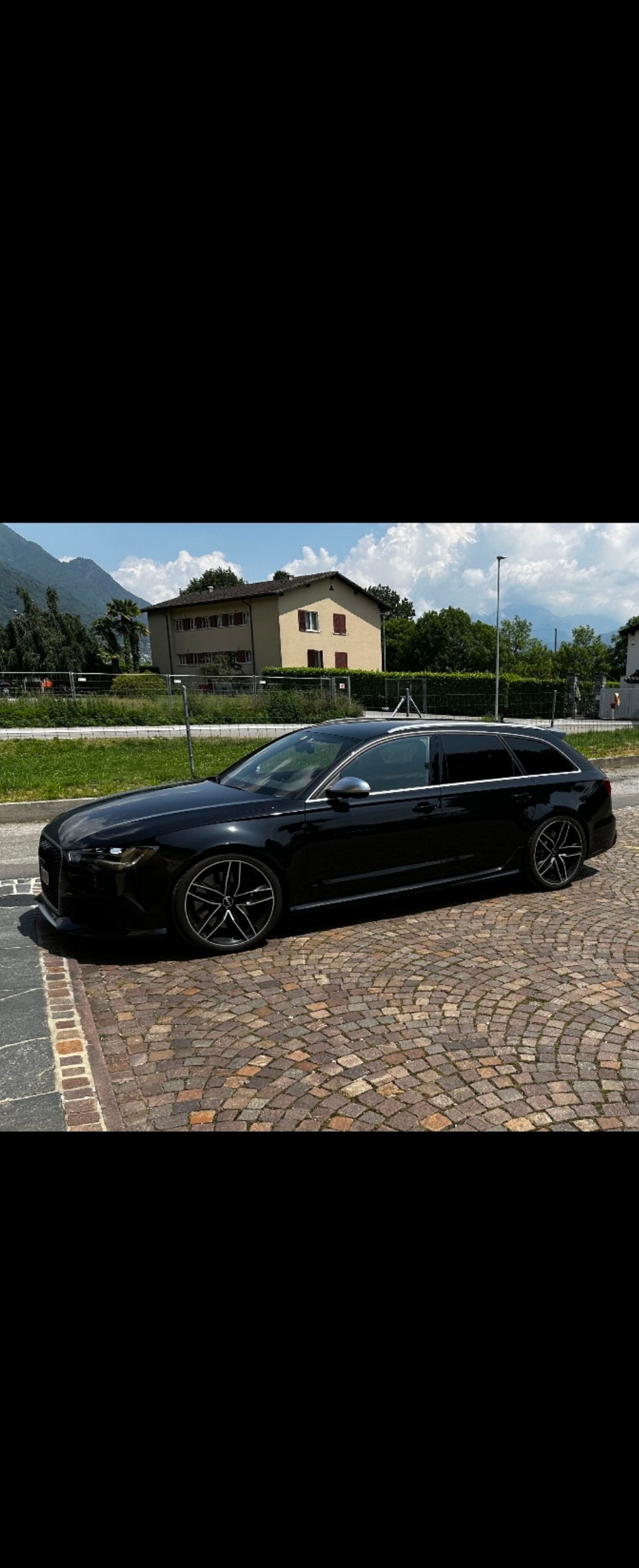 AUDI 4.0 V8 TFSI quattro T-Tronic-image-3