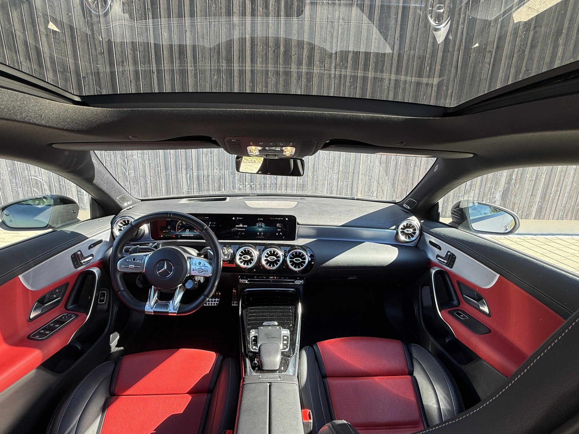 MERCEDES-BENZ CLA 35 AMG 4Matic 7G-DCT-image-5