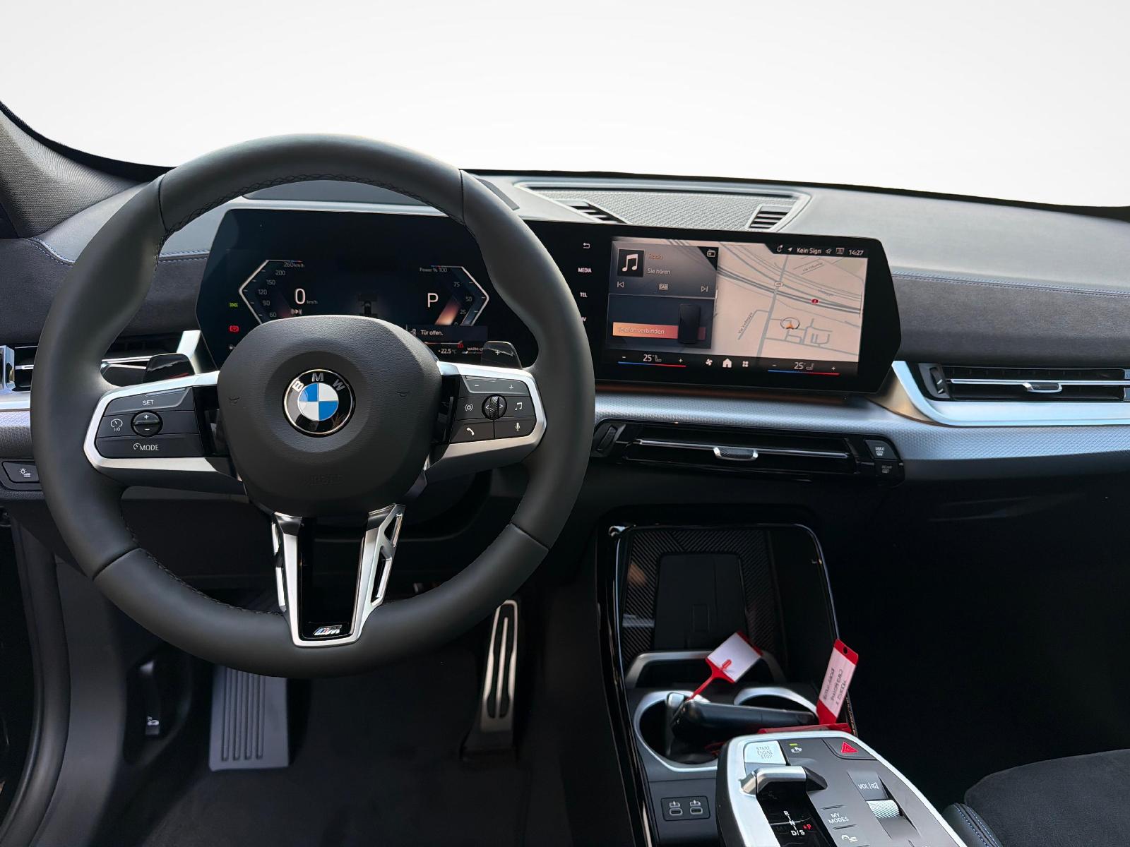 BMW X1 20d xDrive paddles-image-12