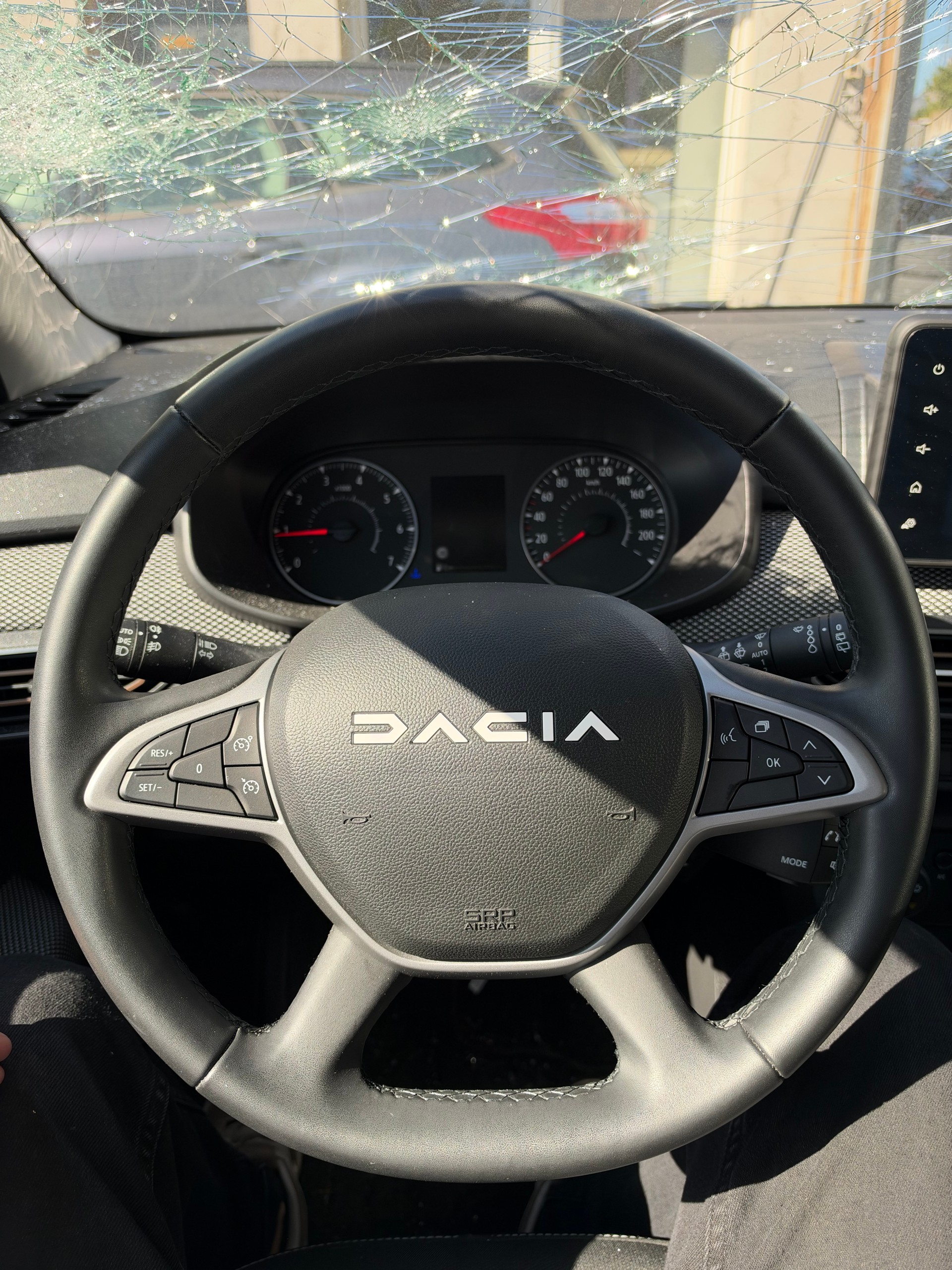 DACIA Sandero TCe 90 Journey CVT-image-11