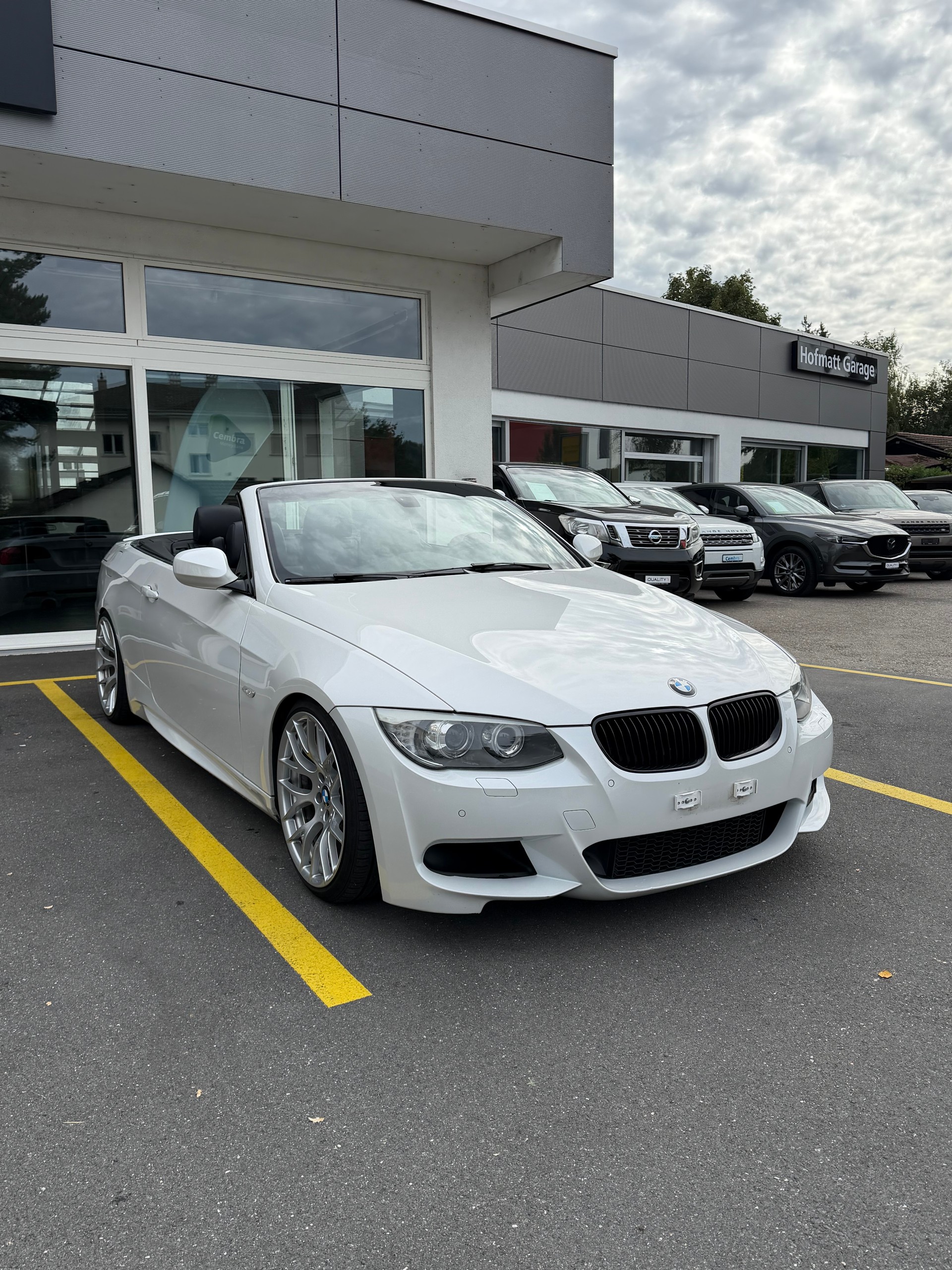 BMW 335i Cabriolet DSG-image-3