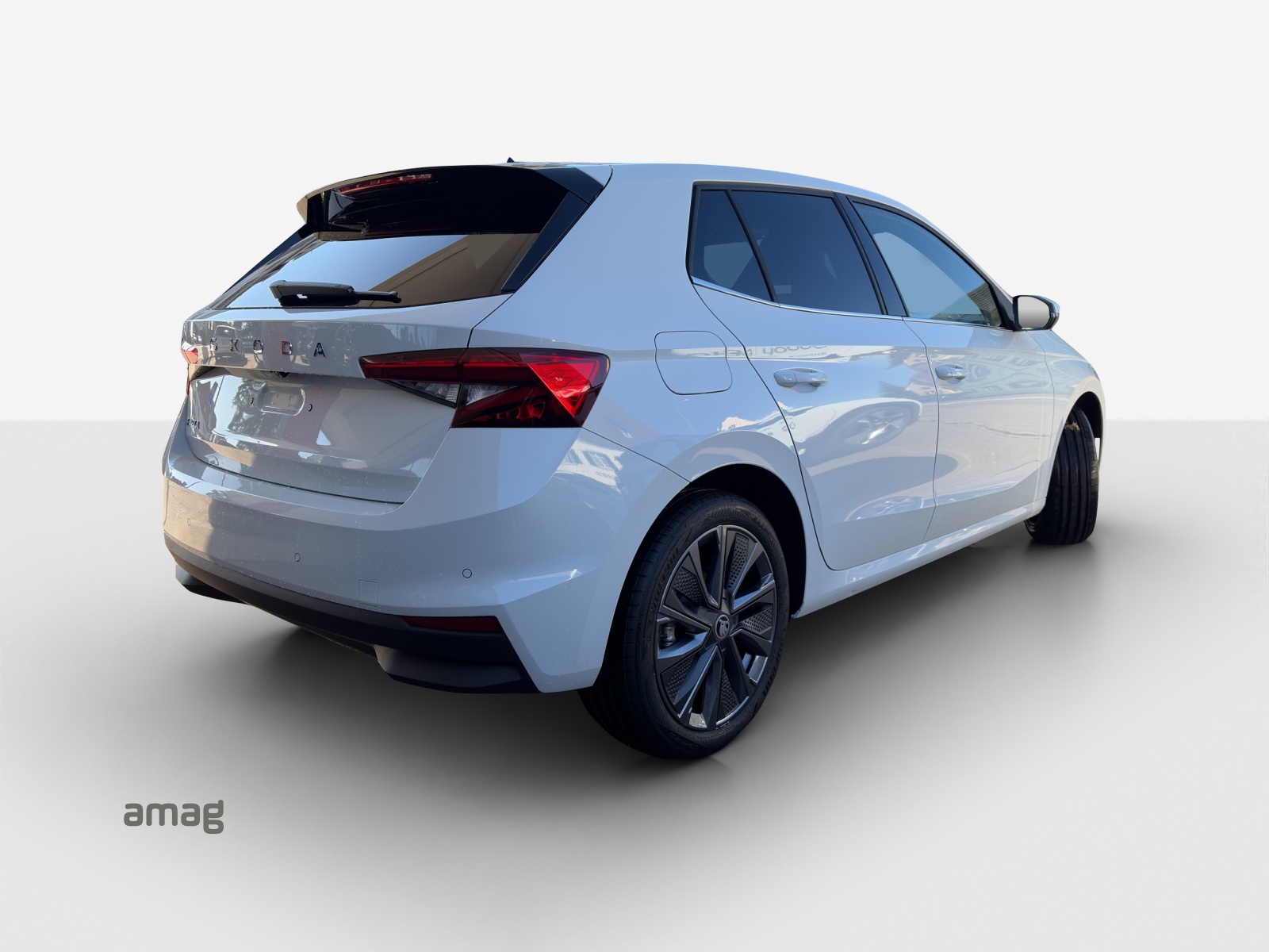 SKODA Fabia 1.5 TSI Dynamic DSG-image-4