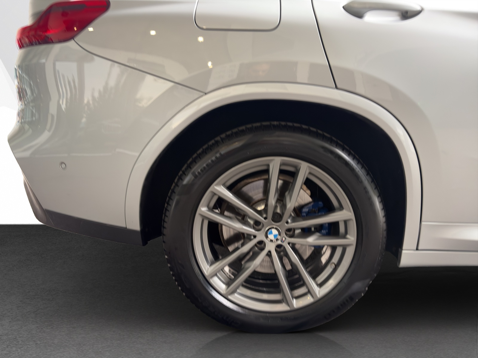 BMW X4 30d xDrive-image-22