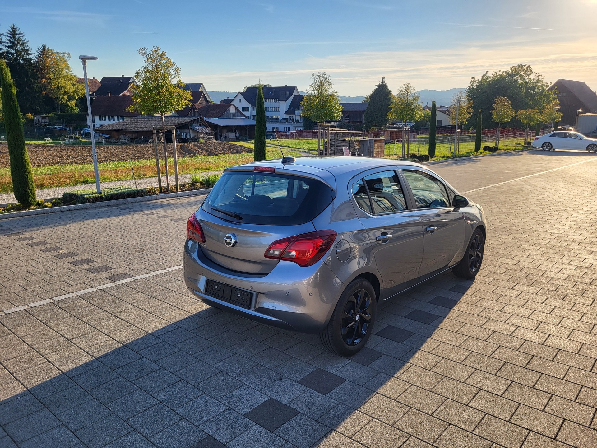 OPEL Corsa 1.4 TP Active Automatic-image-1