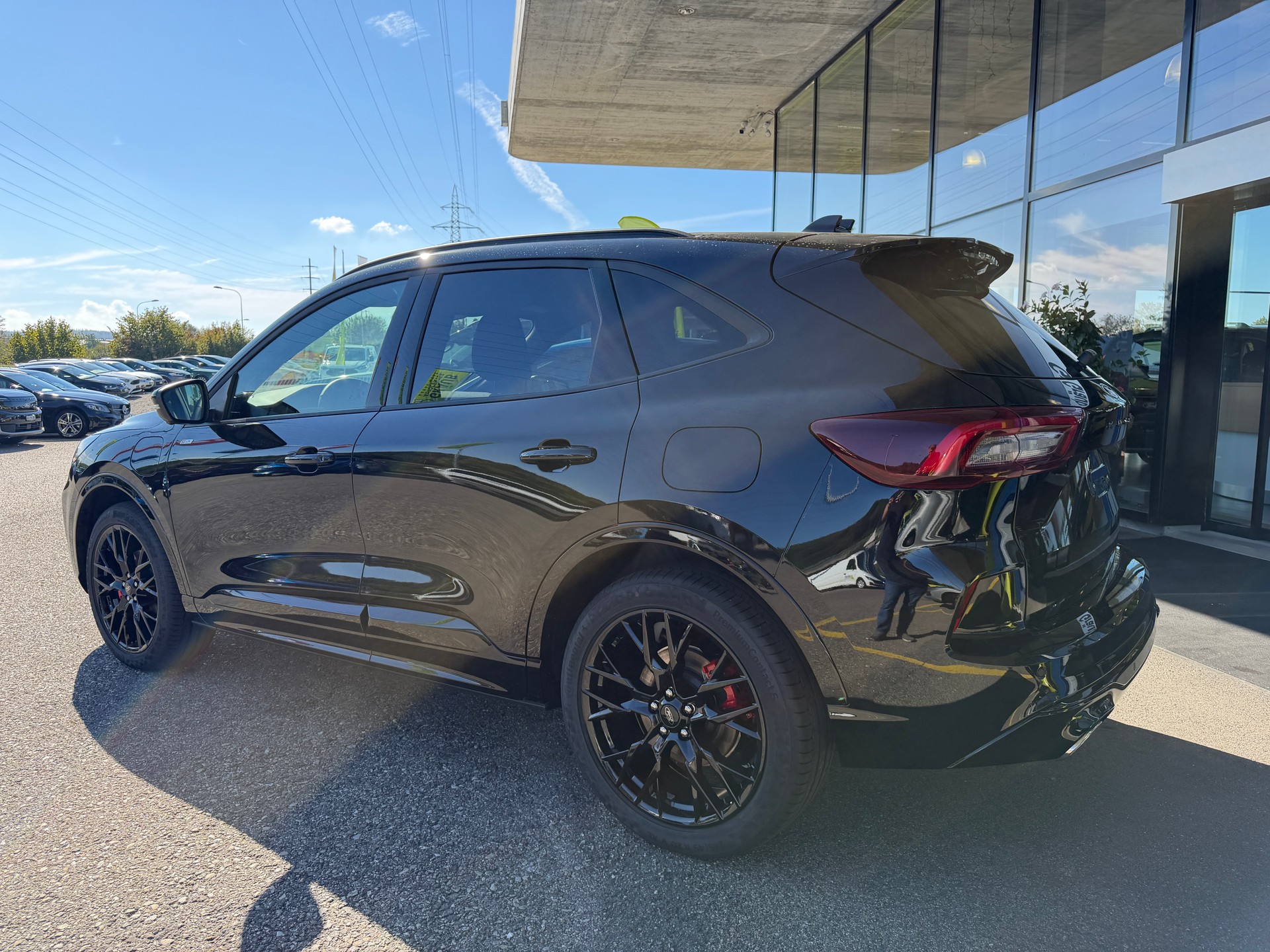 FORD Kuga 2.5 PHEV ST-Line X FWD Sondermodell Black Edition C26PC29-image-4