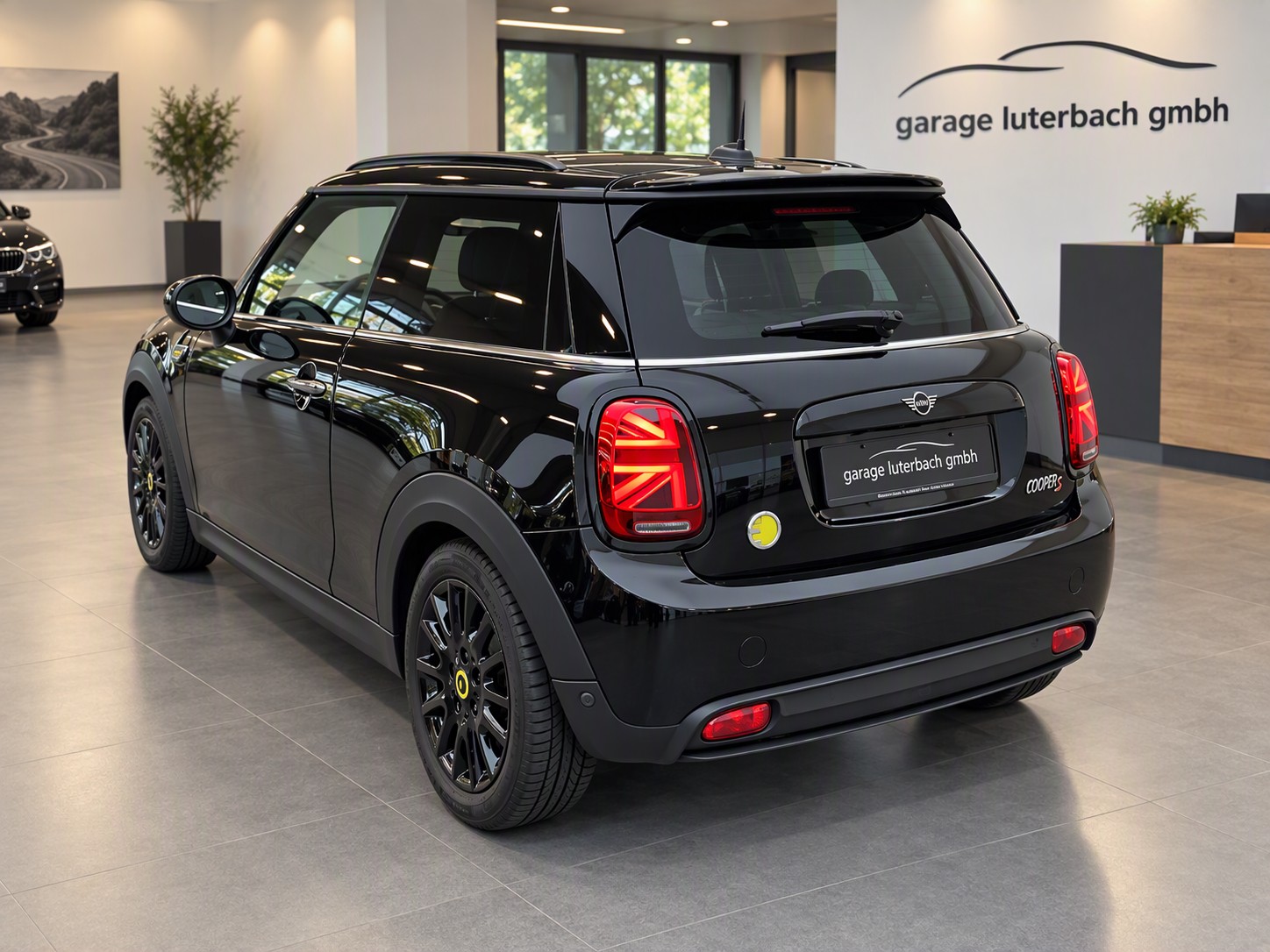 MINI Cooper Sport SE-image-2