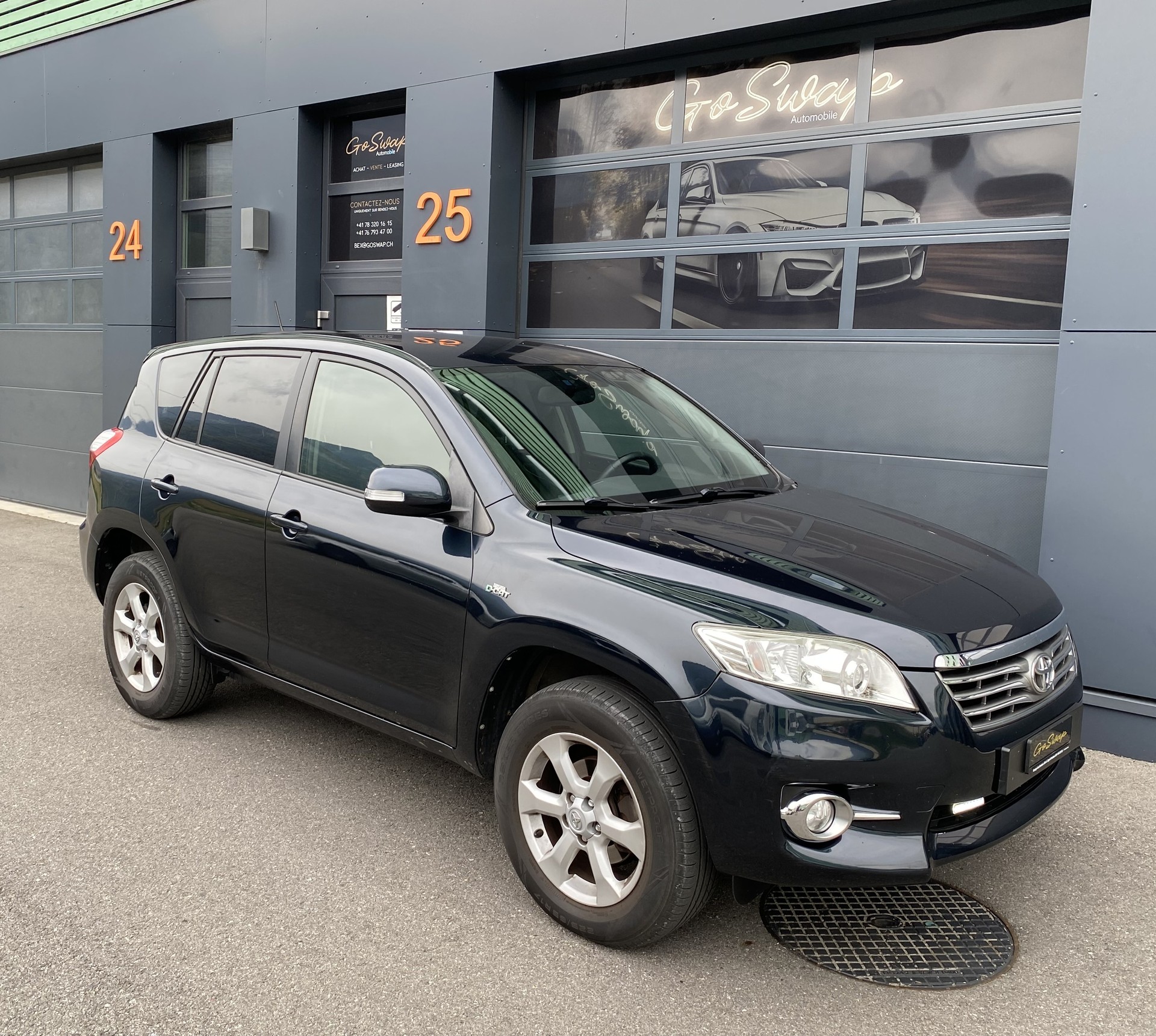 TOYOTA RAV-4 2.2D-CAT Linea Luna AT 4X4-image-27