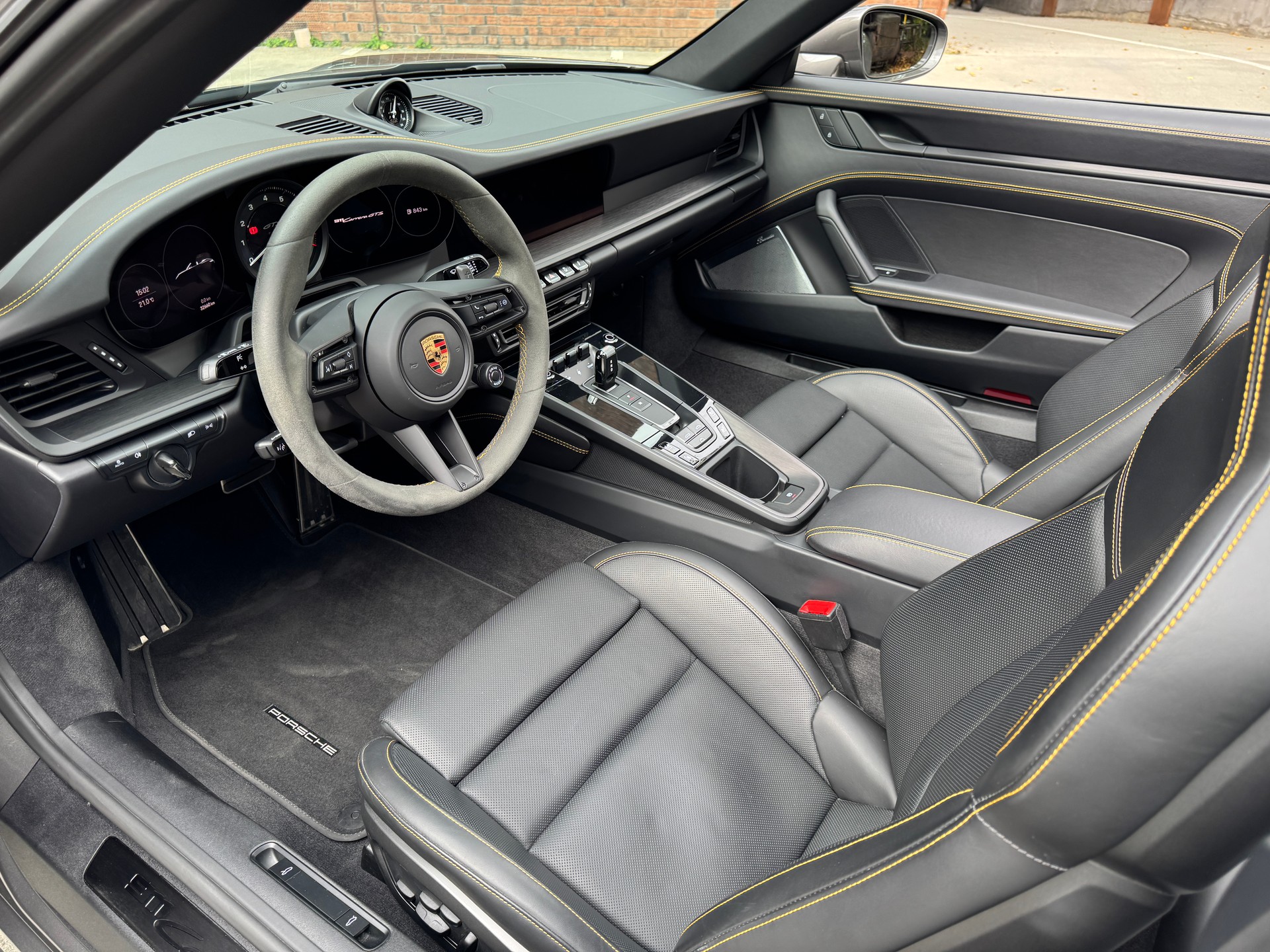 PORSCHE 911 Carrera GTS Cabriolet PDK - 992.2-image-10