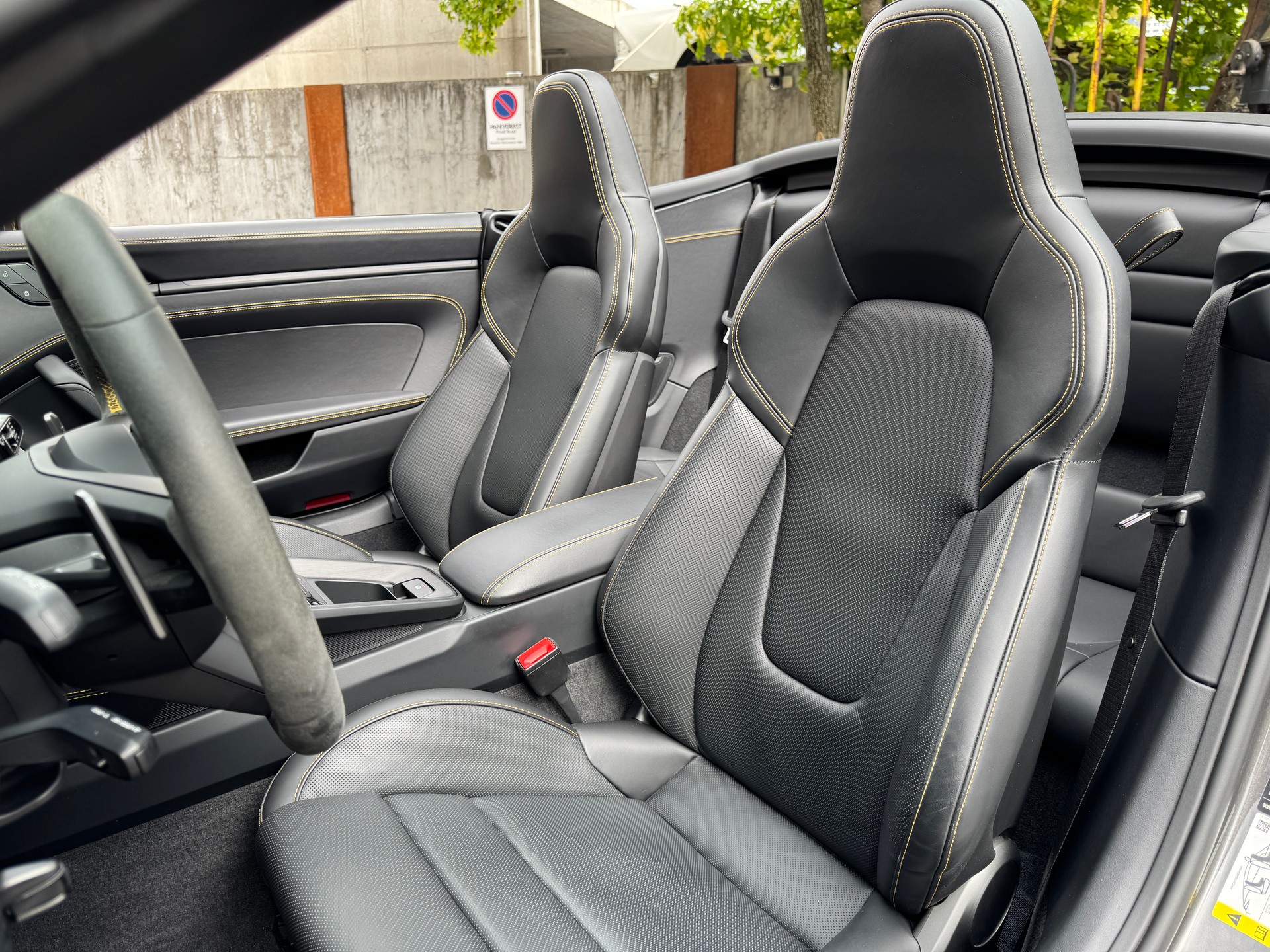 PORSCHE 911 Carrera GTS Cabriolet PDK - 992.2-image-12