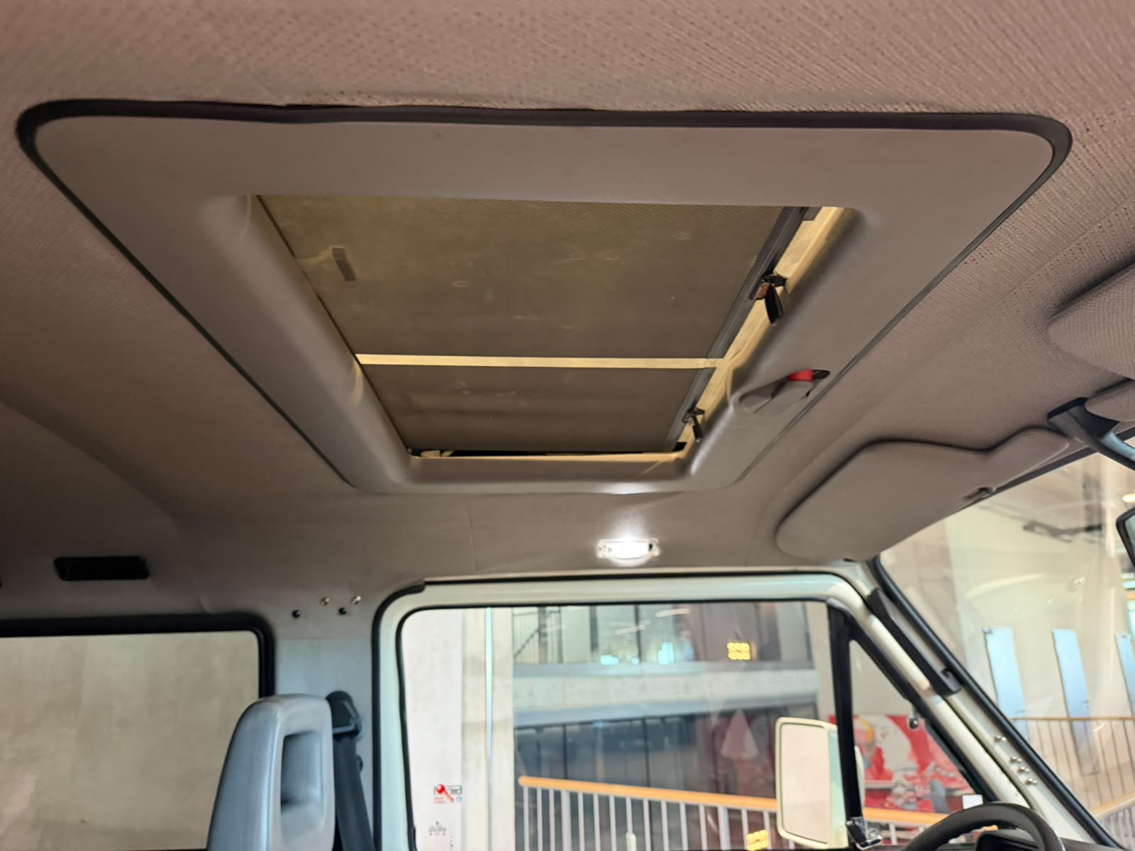 VW Multivan White Star Edition-image-20