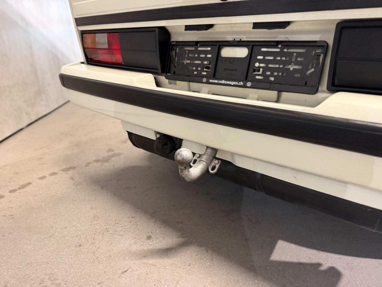 VW Multivan White Star Edition-image-15