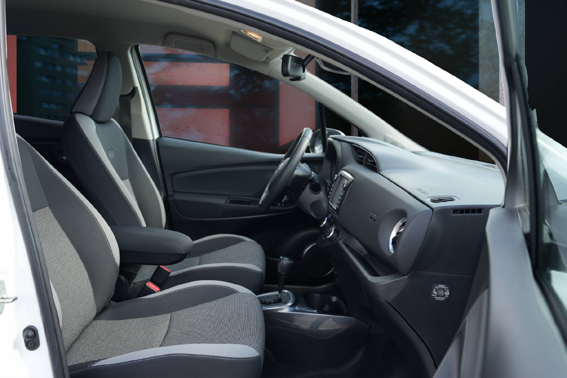 TOYOTA Yaris 1.5 VVT-i HSD 20-image-8