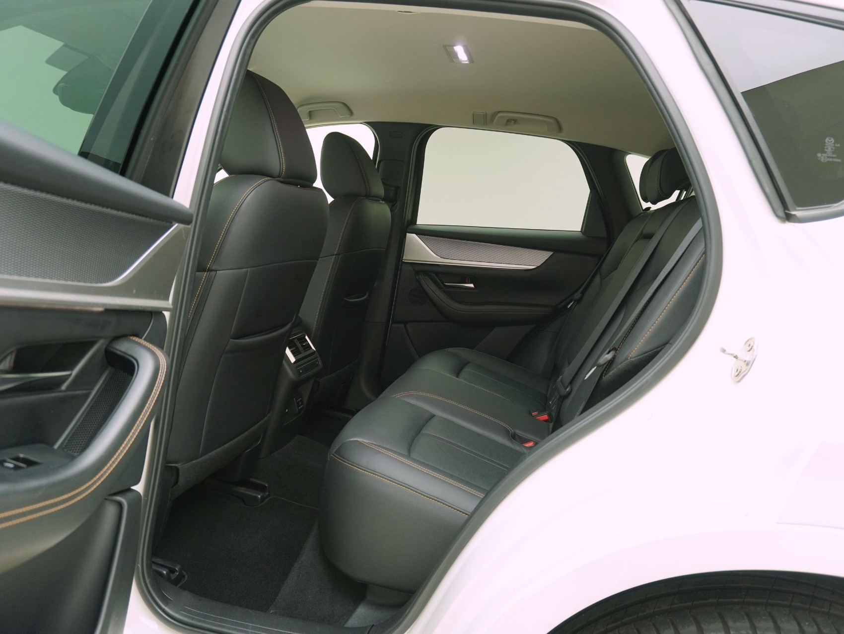 MAZDA CX-60 3.3 D Homura 4WD-image-11