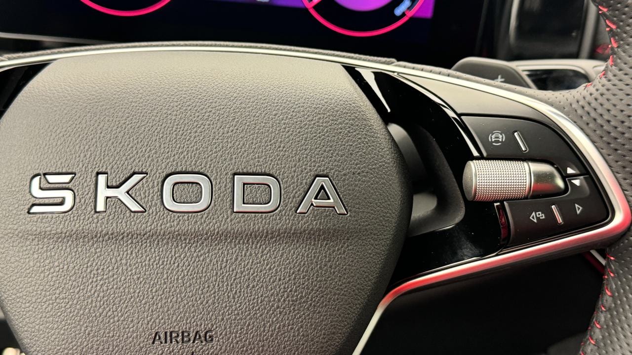 SKODA Kodiaq 2.0 TSI RS 4x4-image-9