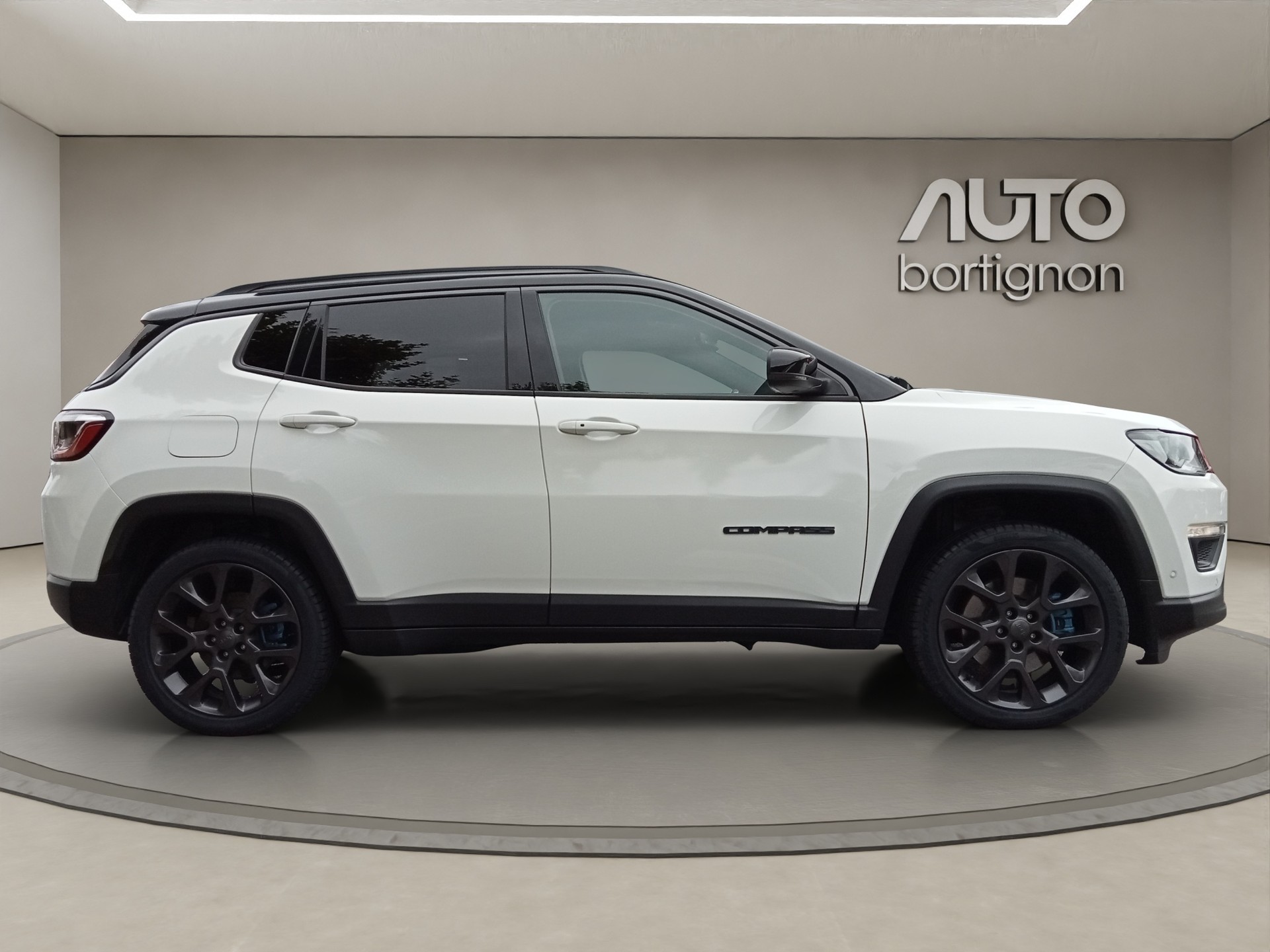 JEEP Compass 1.3 T PHEV S AWD-image-3