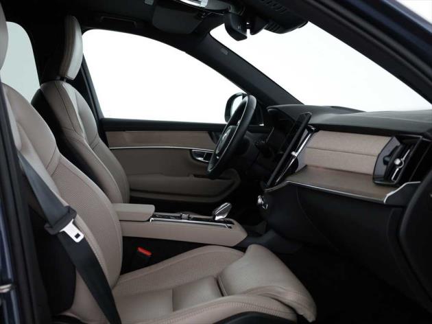 VOLVO XC90 2.0 T8 TE Plus Dark AWD-image-3