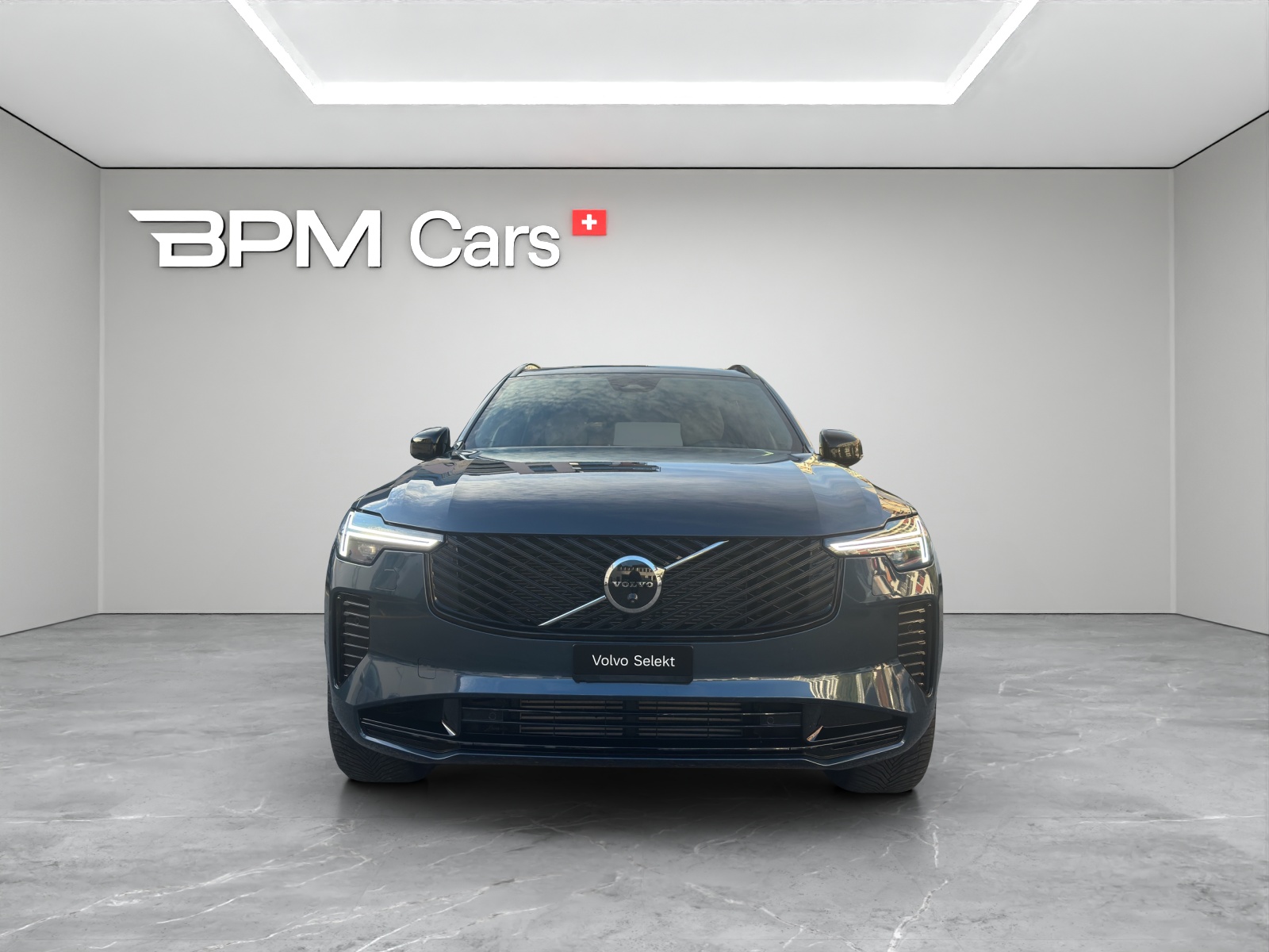 VOLVO XC90 2.0 T8 TE Plus Dark AWD-showroom-element-2