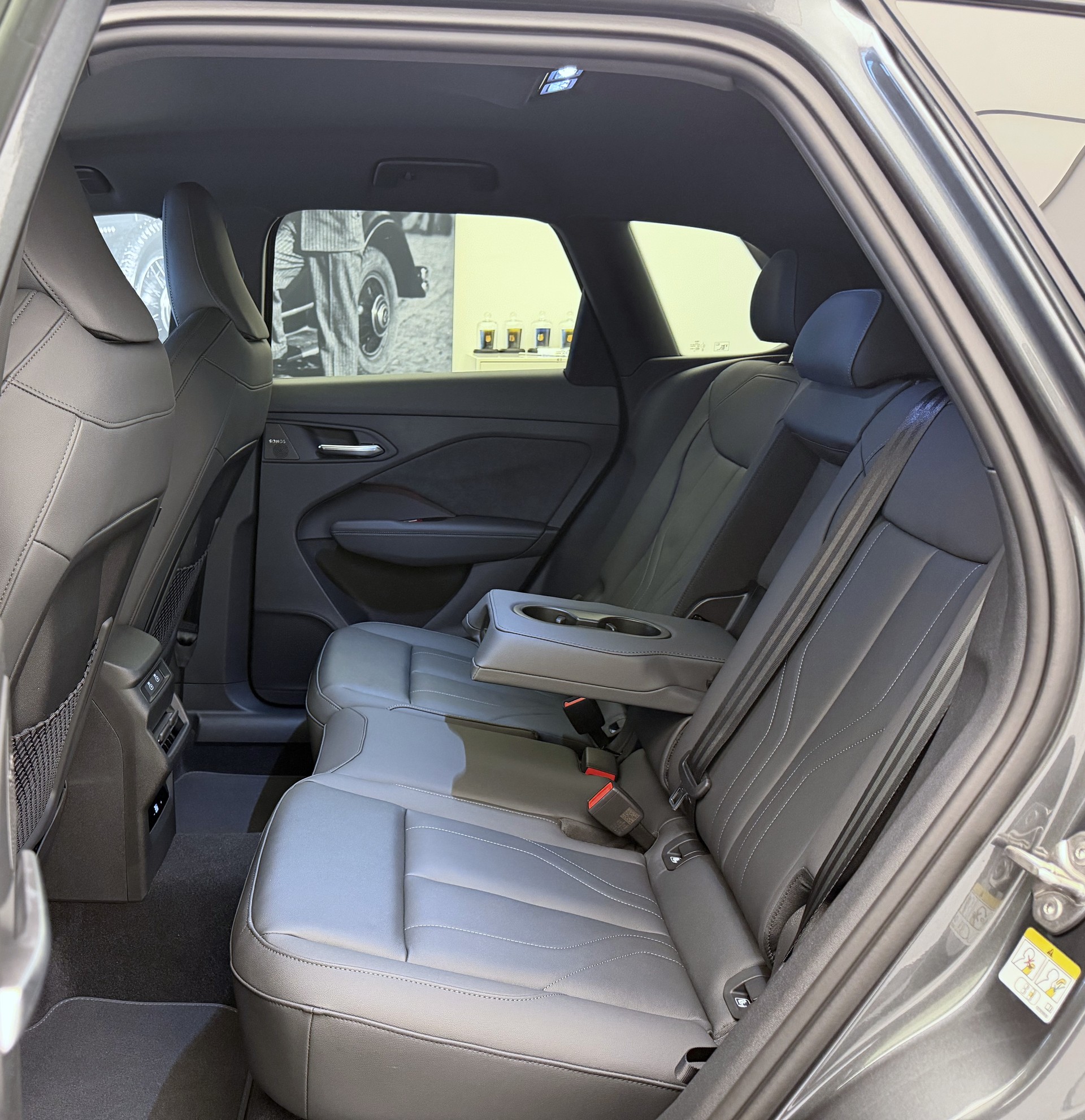 AUDI Q3 SUV TFSI quattro 195 kW S tronic-image-21