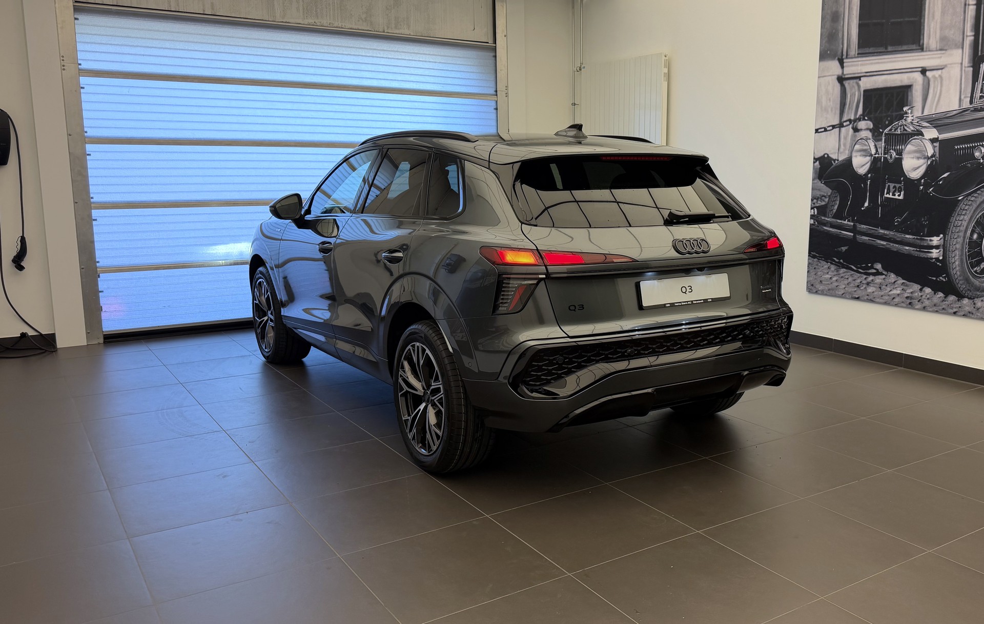 AUDI Q3 SUV TFSI quattro 195 kW S tronic-image-24