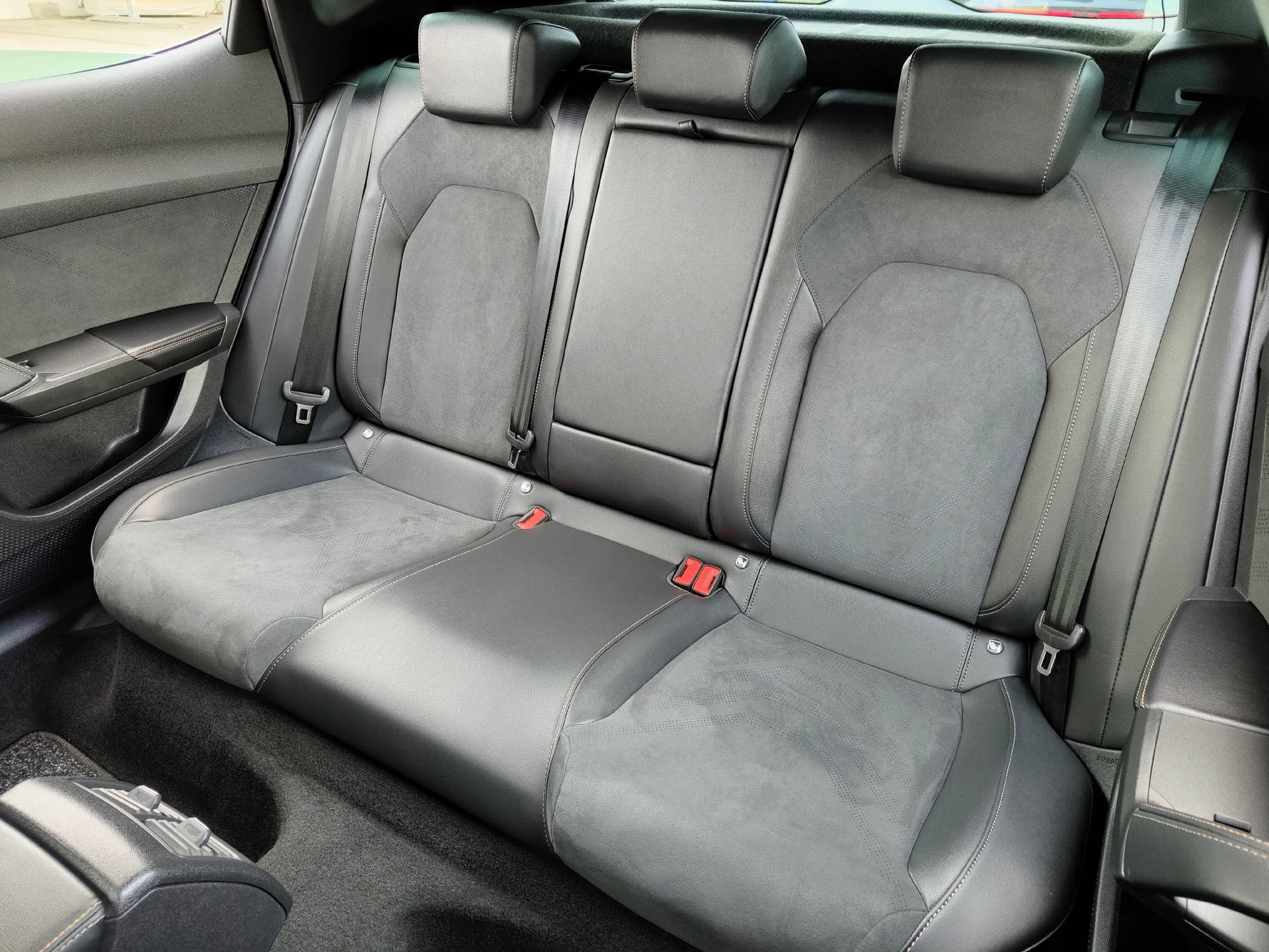 CUPRA Formentor 2.0 TSI VZ 4Drive DSG-image-6