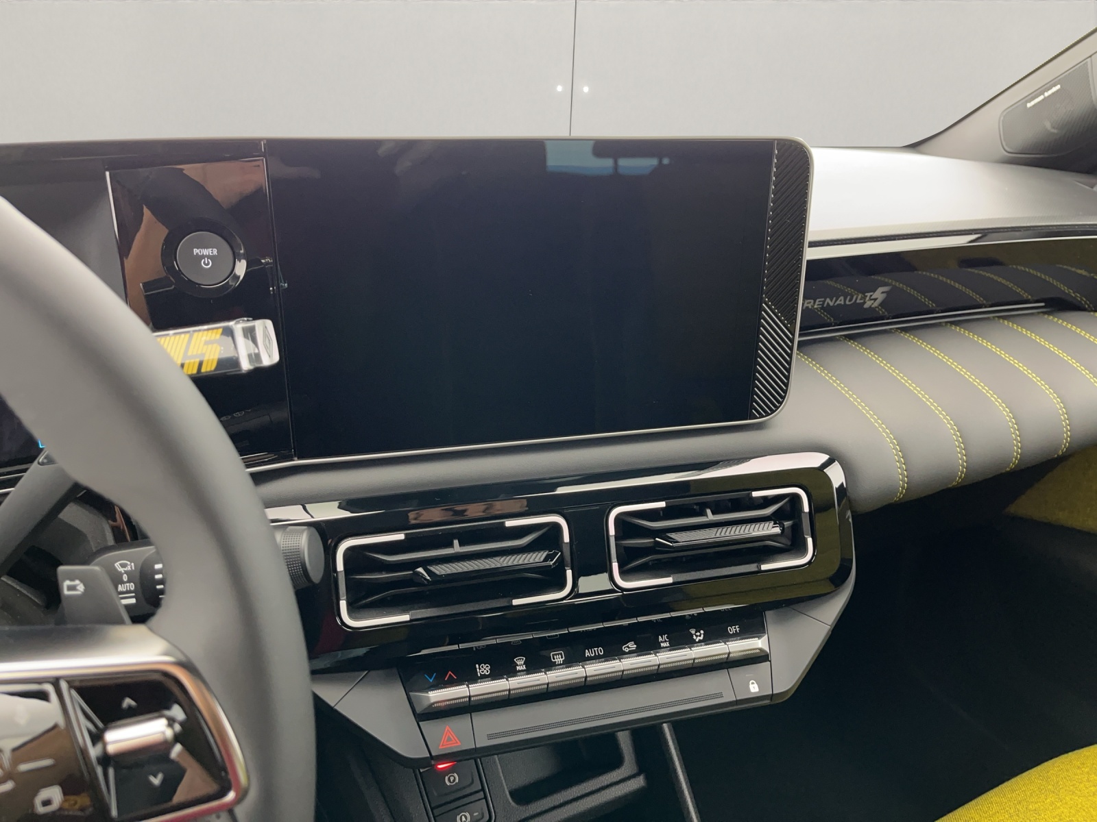 RENAULT R5 E-Tech Comfort Range iconic five-image-11
