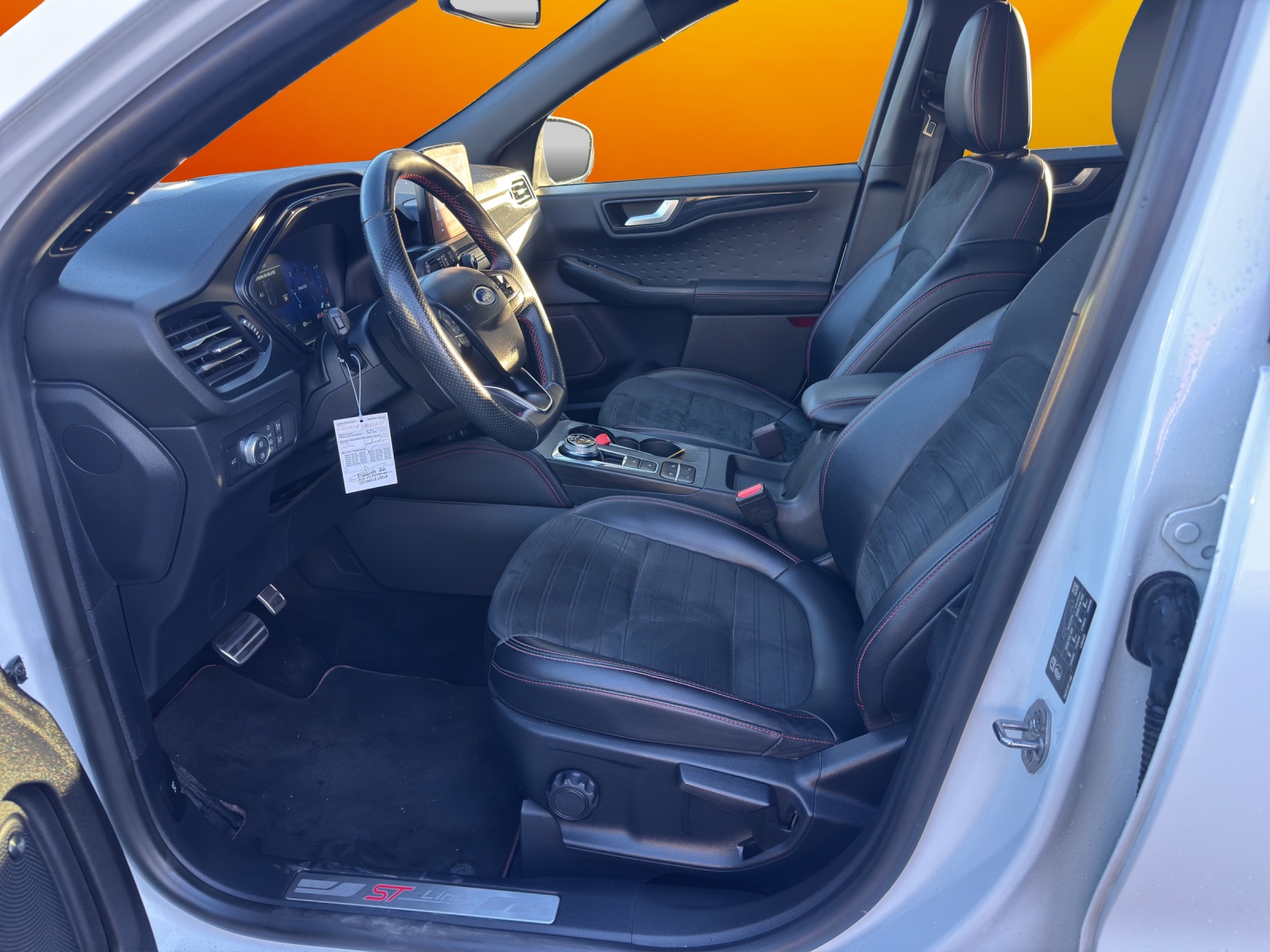 FORD Kuga 2.0 TDCi EcoBlue ST-Line X 4WD-image-9