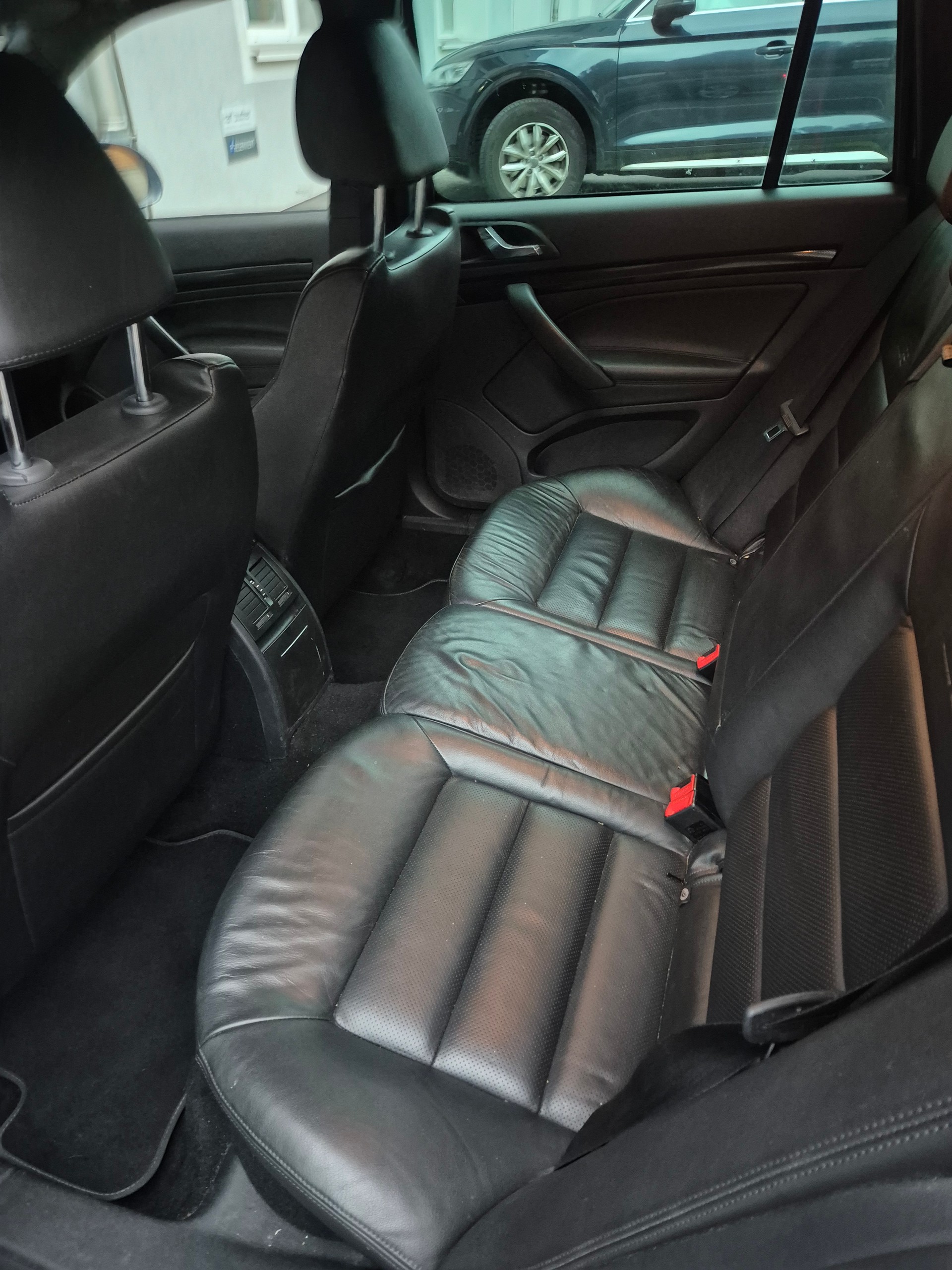SKODA Octavia Combi 2.0 TSI RS-image-7